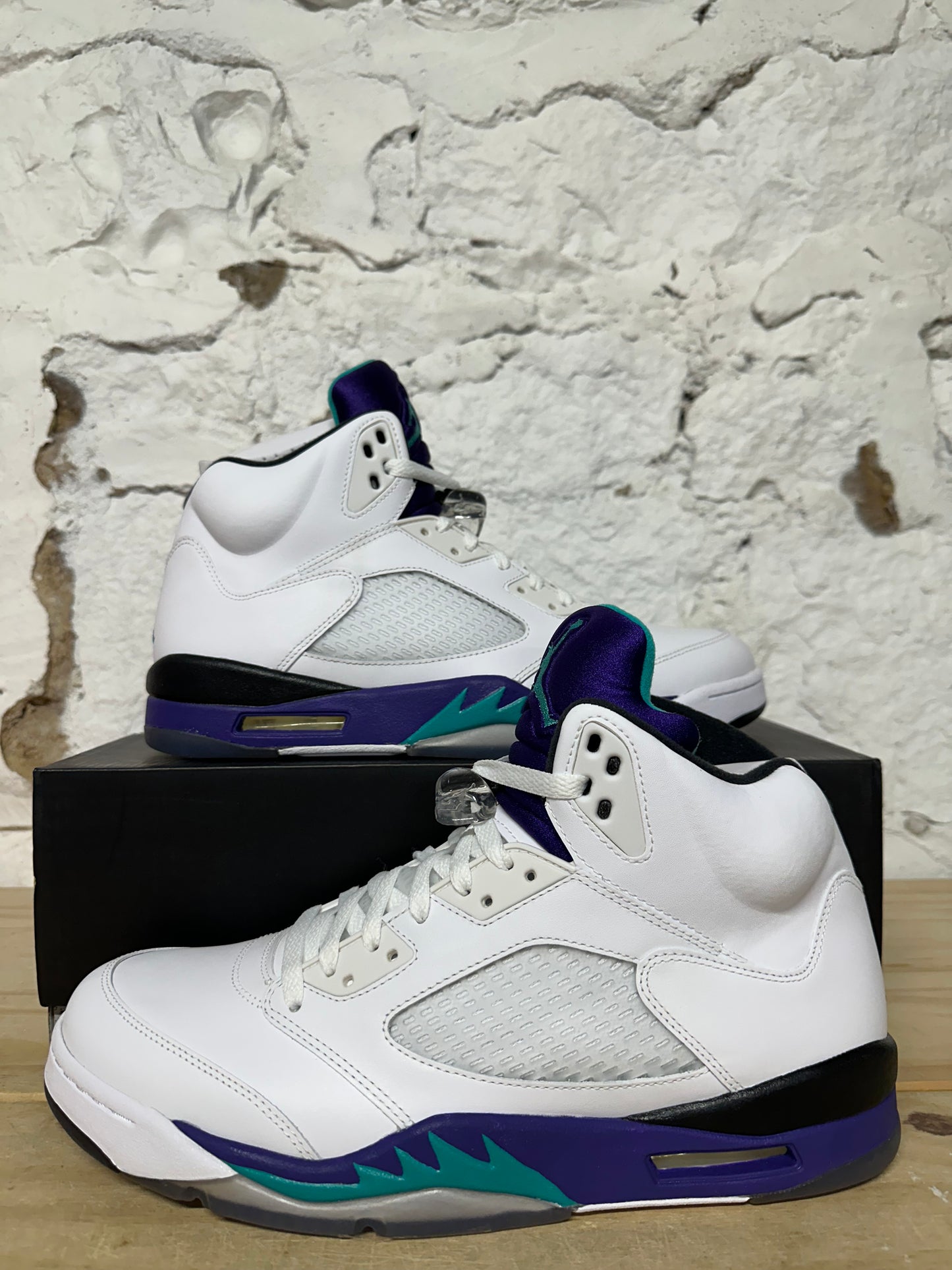 Air Jordan 5 Grape (2013) Sz 12 DS