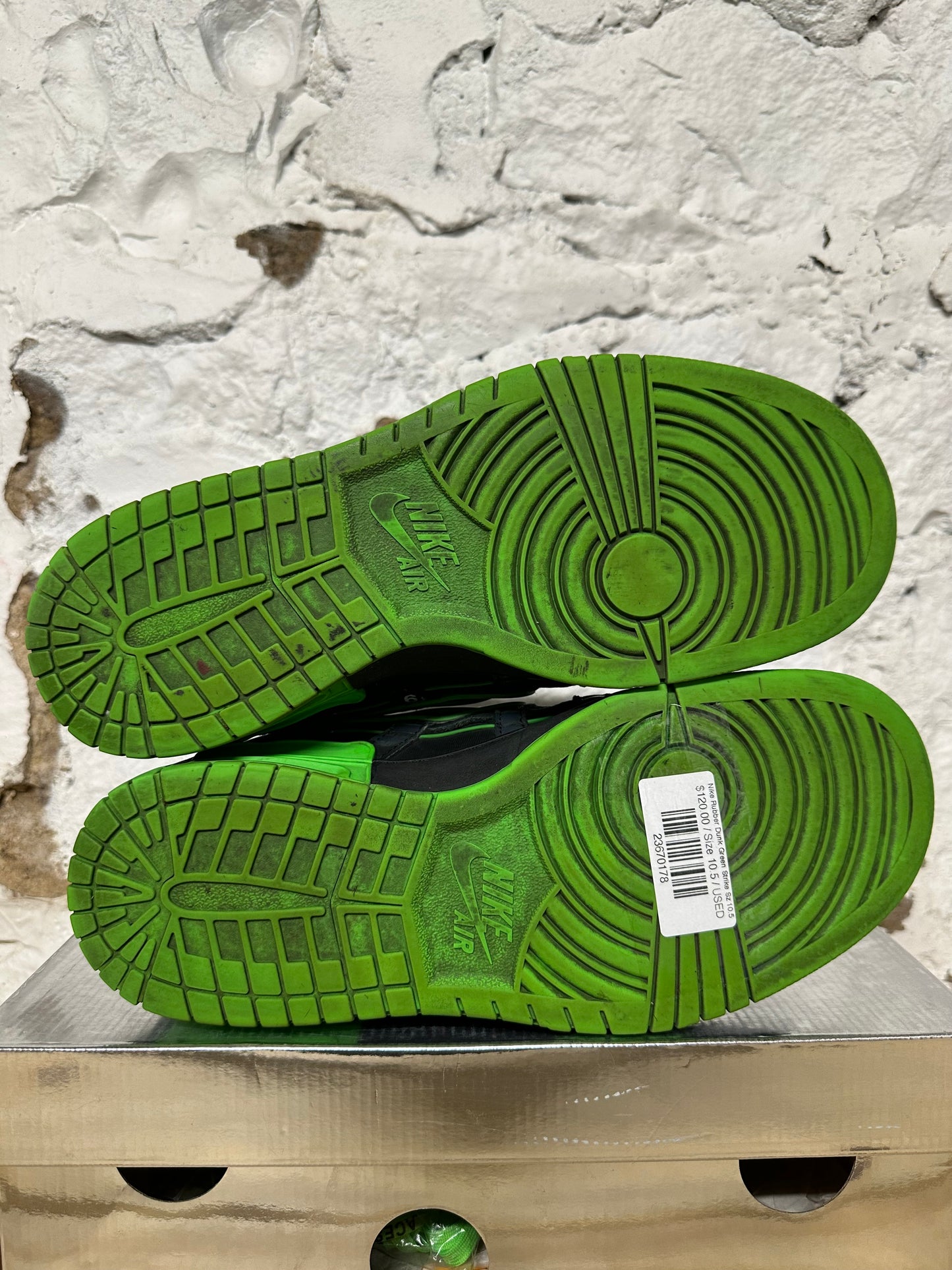 Nike Air Rubber Dunk Off-White Green Strike Sz 10.5