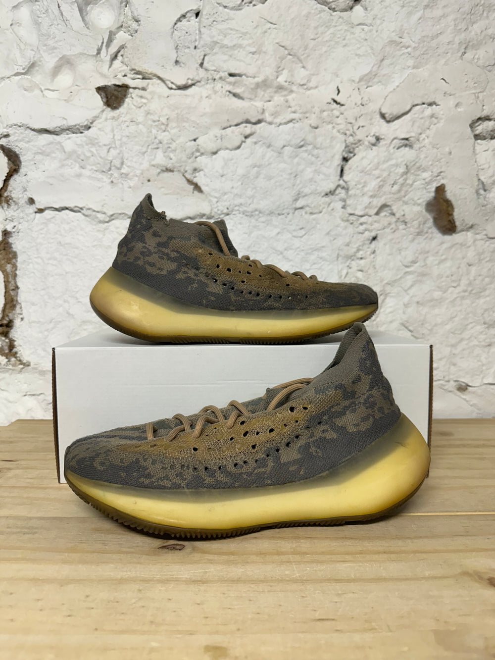 Yeezy 380 Mist Sz 9.5