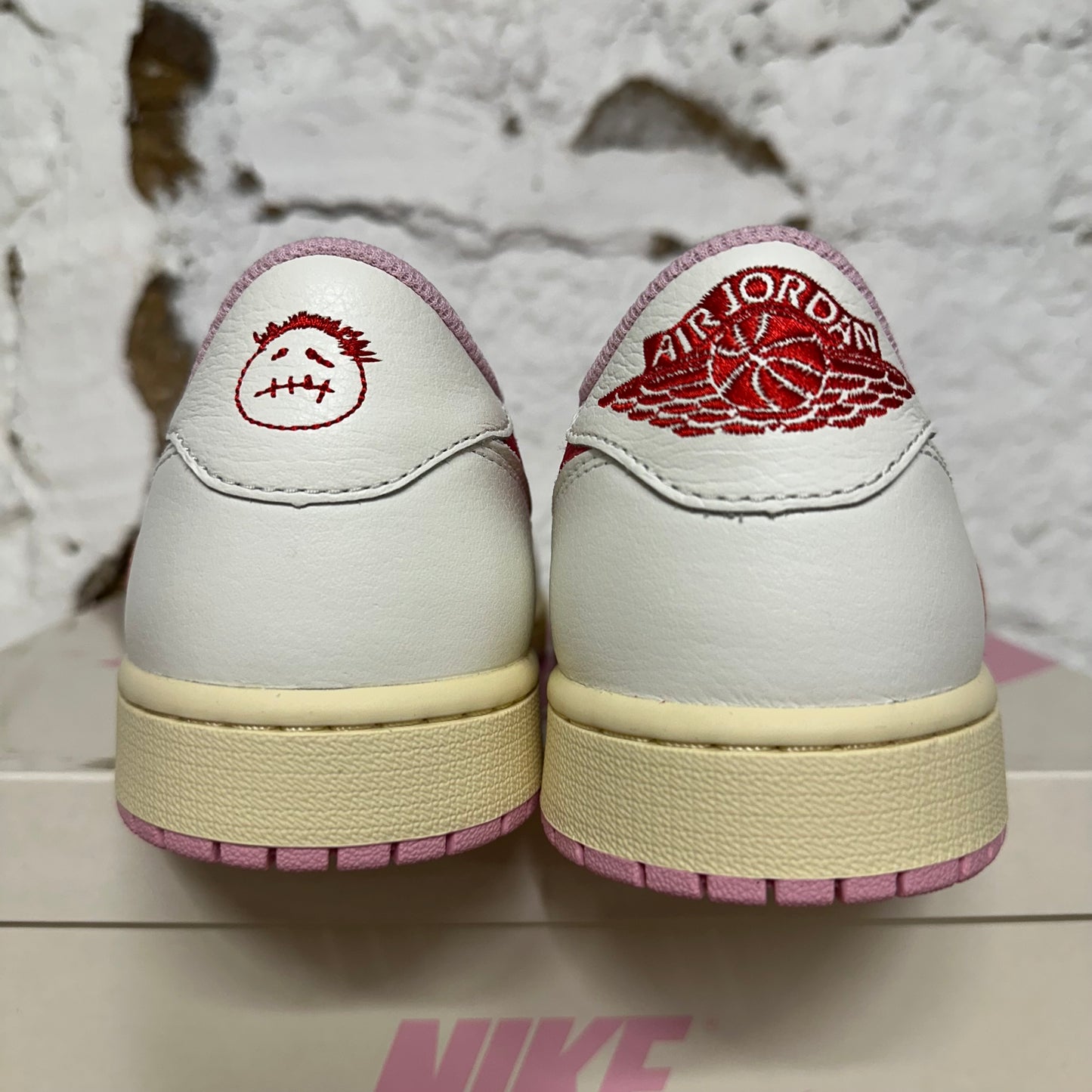 Air Jordan 1 Low Travis Scott Tropical Punch Sz 10 DS