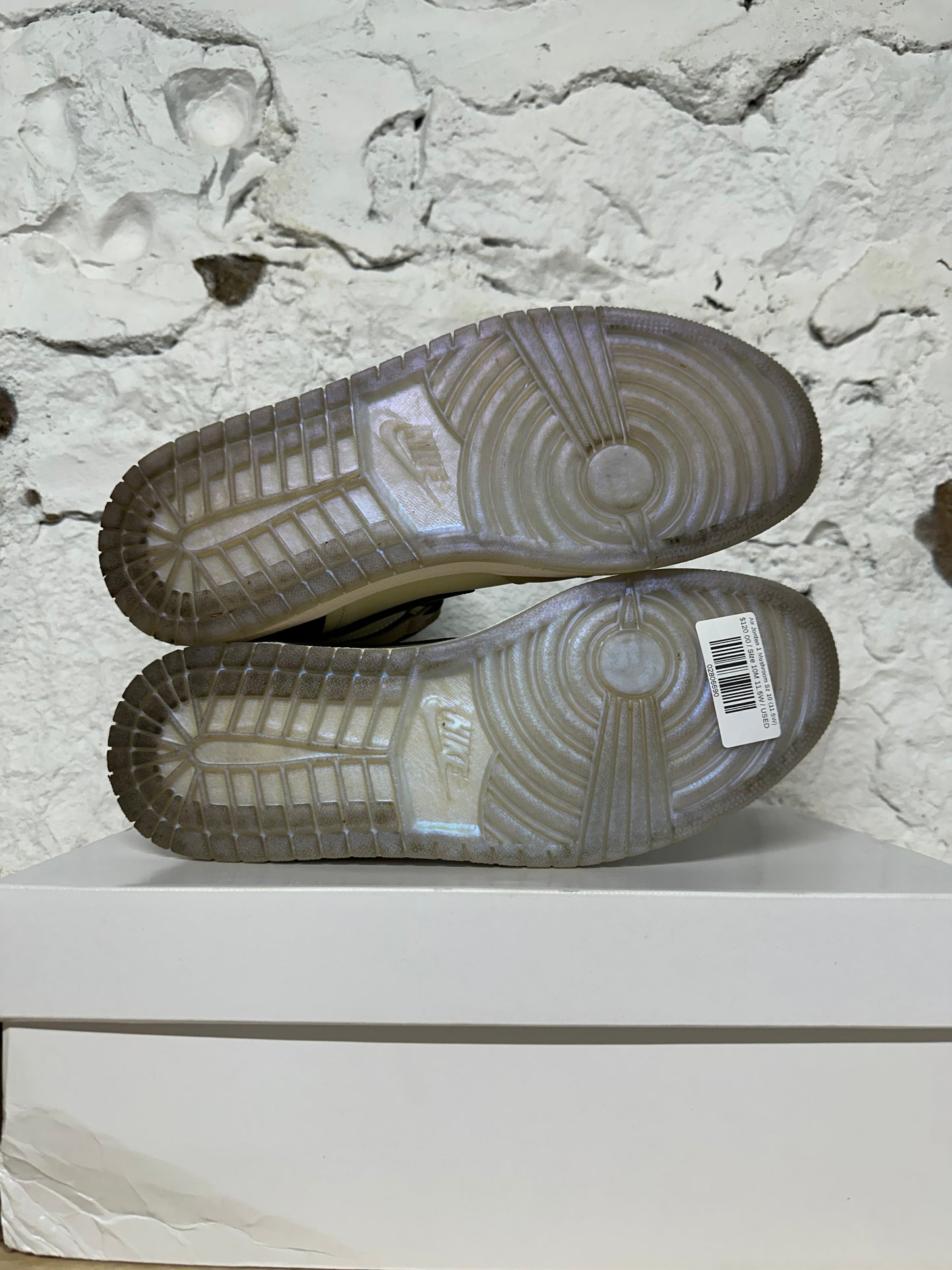 Air Jordan 1 Mushroom Sz 10 (11.5W)