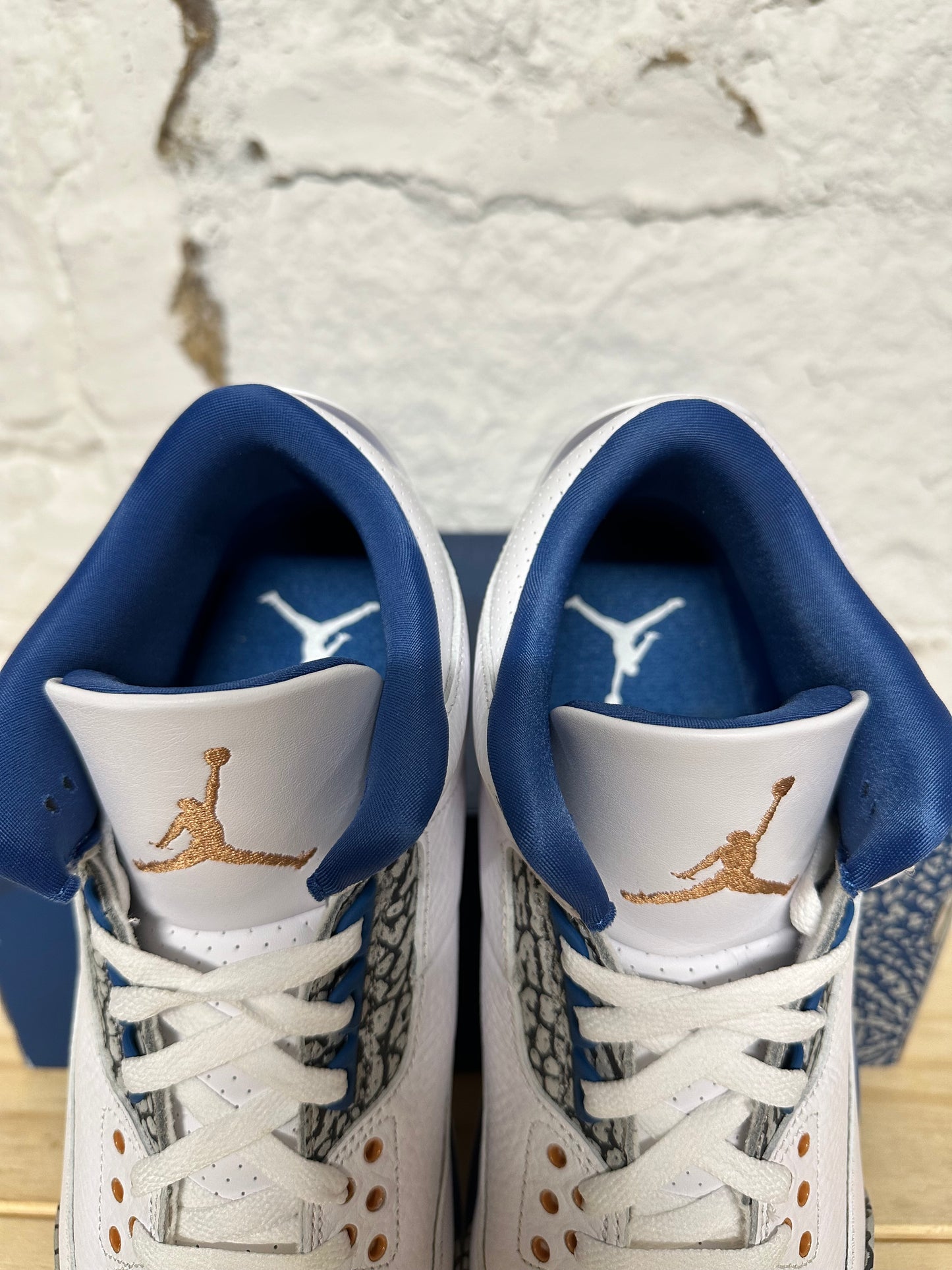 Air Jordan 3 Wizards Sz 10