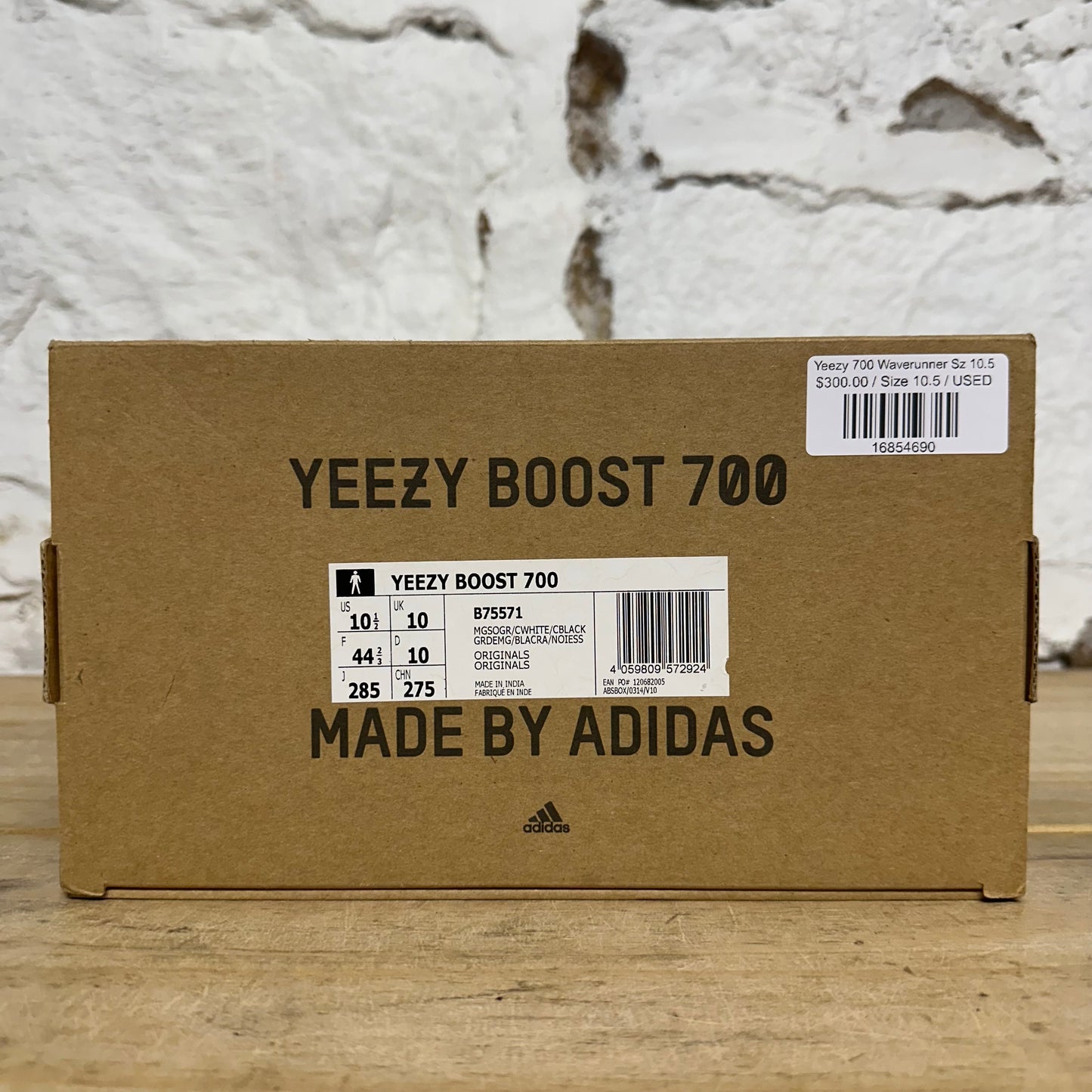 Yeezy 700 Wave Runner Sz 10.5