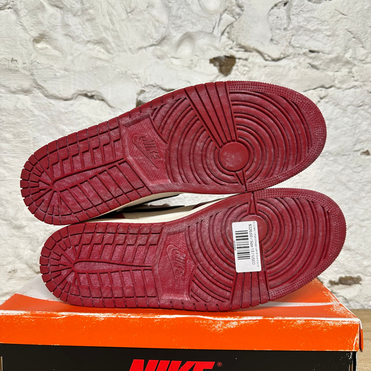Air Jordan 1 High Chicago Lost & Found Sz 13