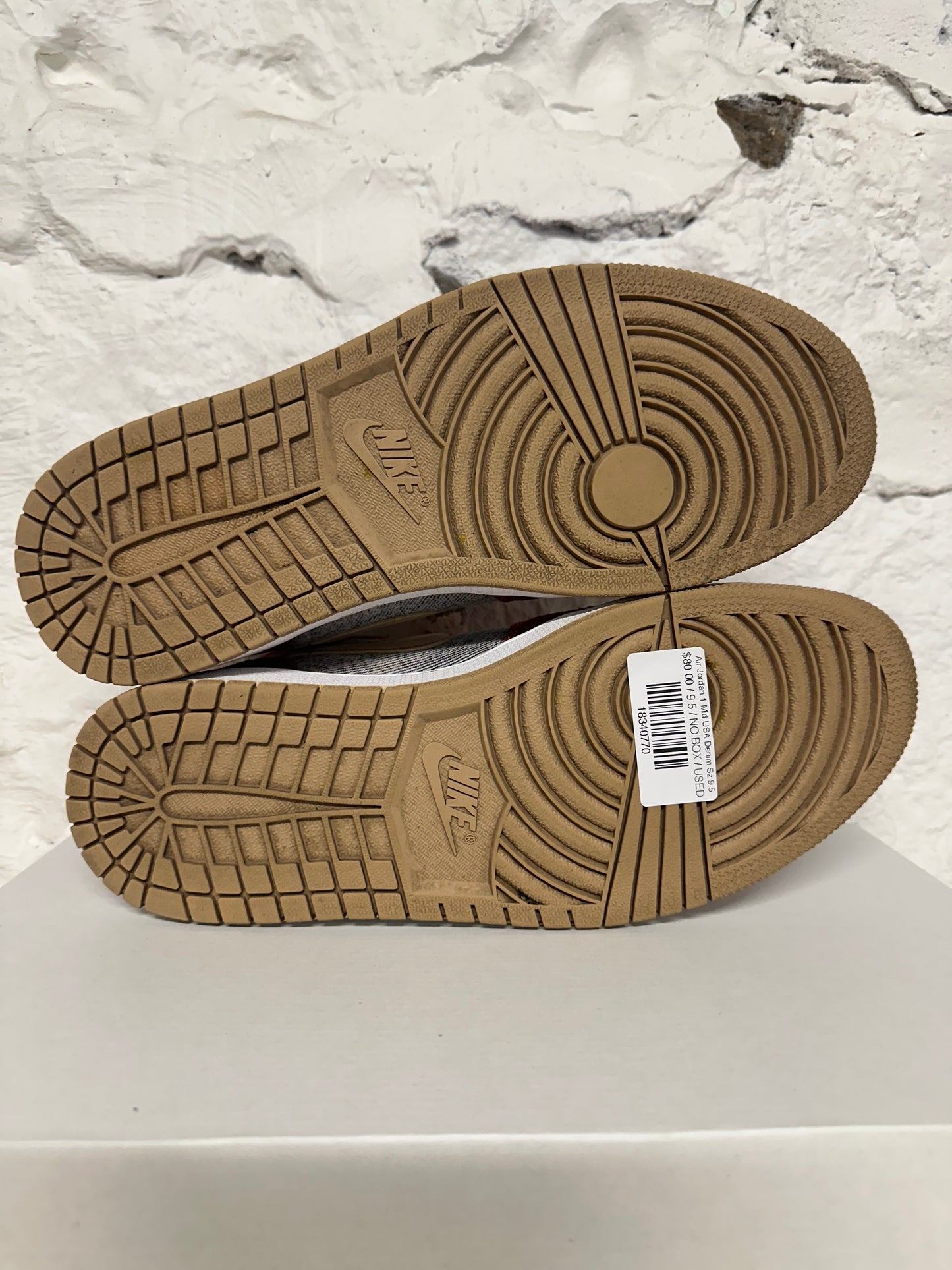 Air Jordan 1 Mid Denim Red Sz 9.5