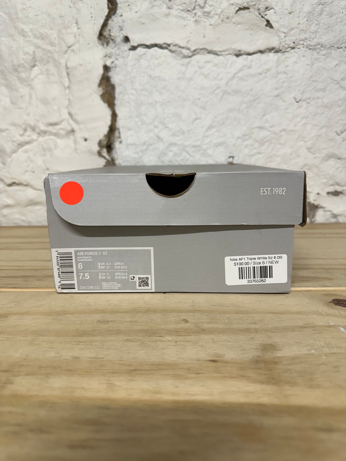 Nike Air Force 1 Low Triple White Sz 6 DS