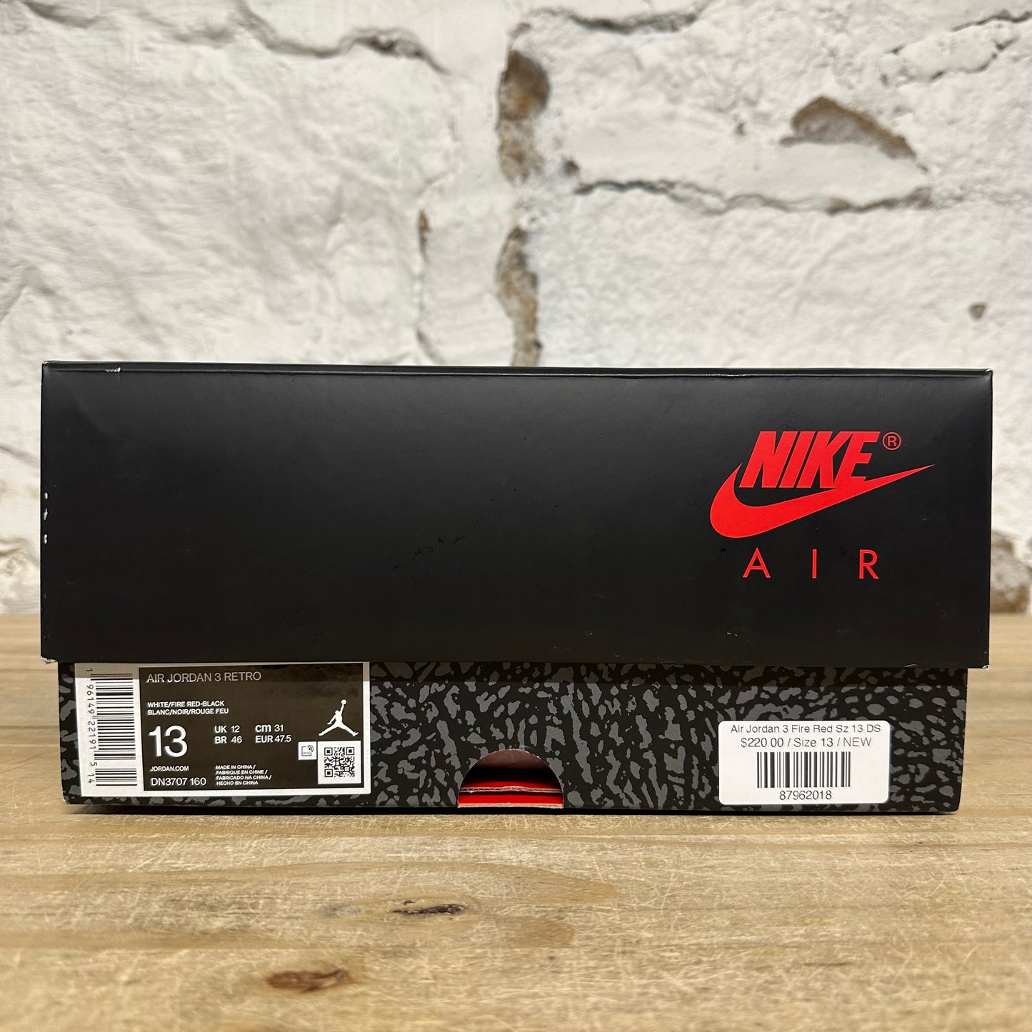 Air Jordan 3 Fire Red Sz 13 DS