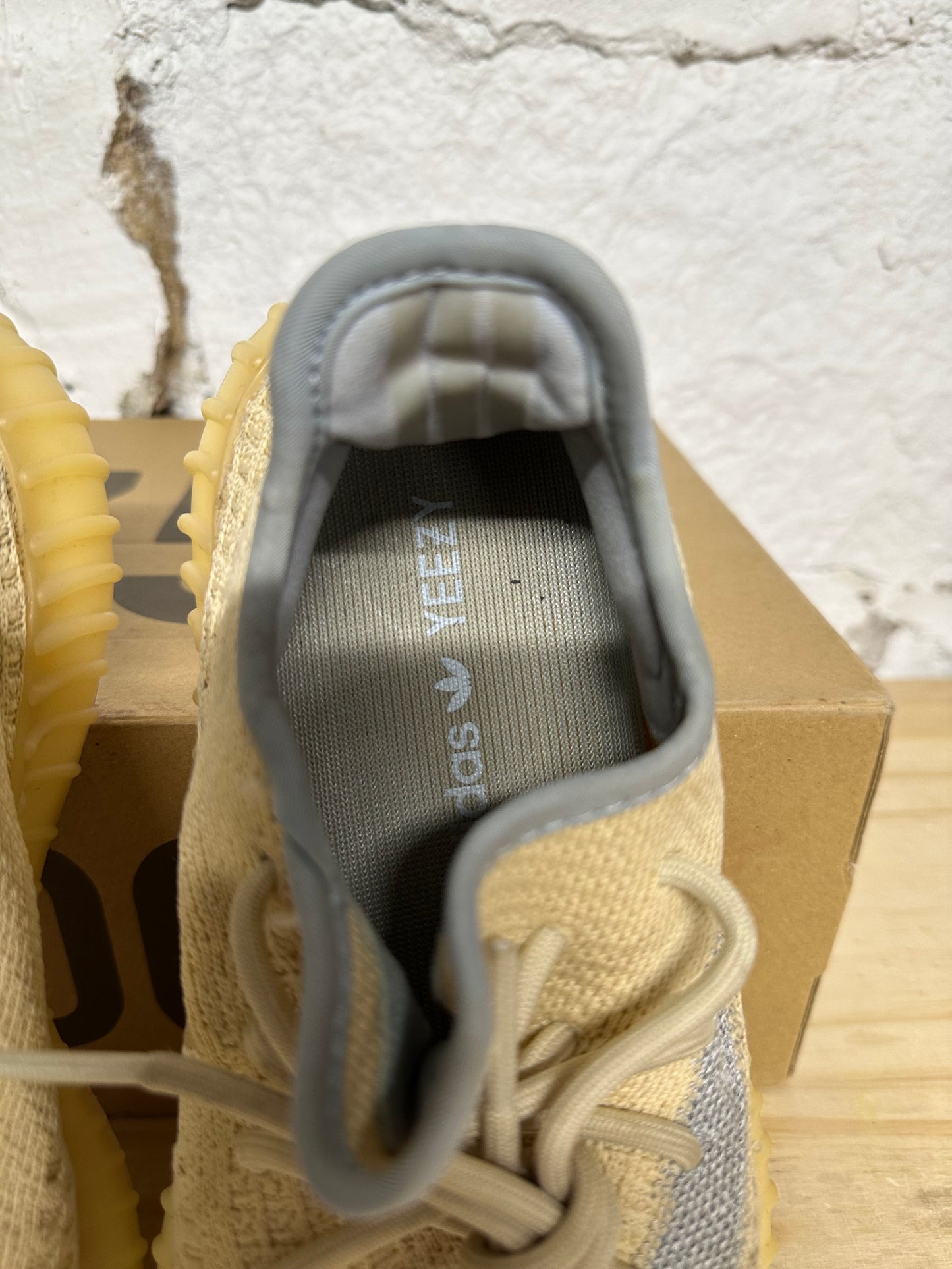 Yeezy 350 V2 Linen Sz 6.5