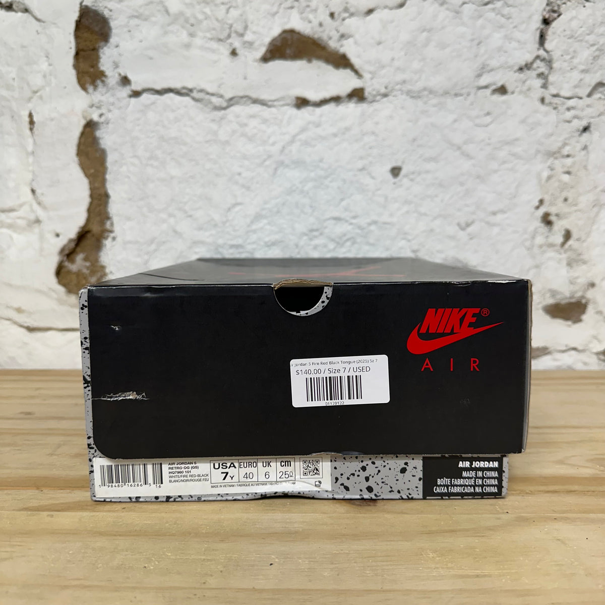 Air Jordan 5 Fire Red Black Tongue (2025) Sz 7