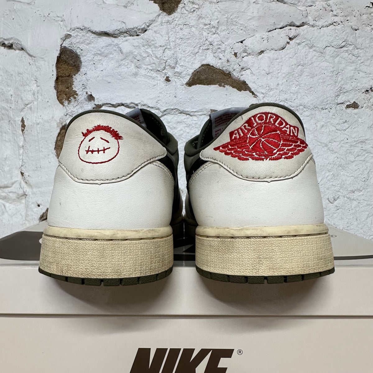 Air Jordan 1 Low Travis Scott Medium Olive Sz 13