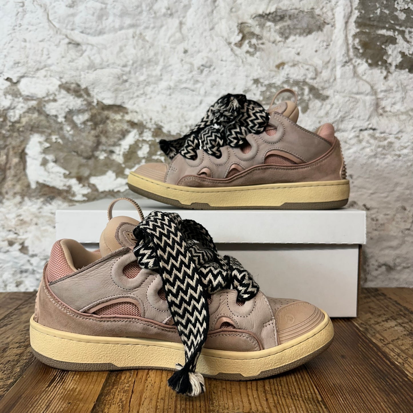 Lanvin Curb Black White Lace Pink Sneaker Sz 6.5 (39)