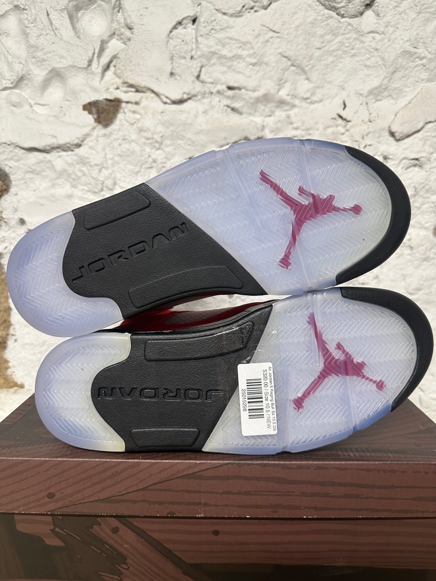 Air Jordan 5 Raging Bull Sz 10.5 DS