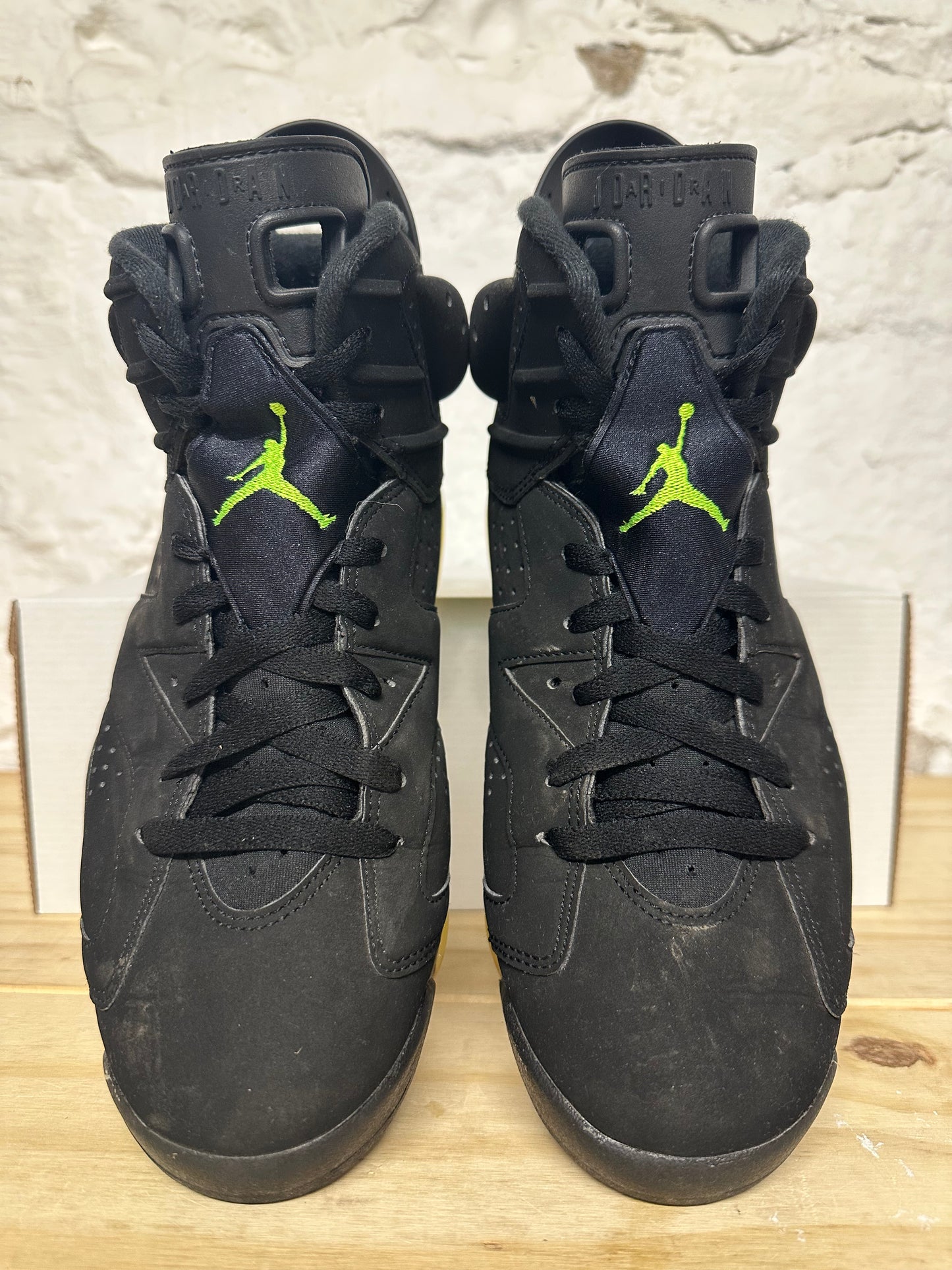 Air Jordan 6 Electric Green Sz 8.5