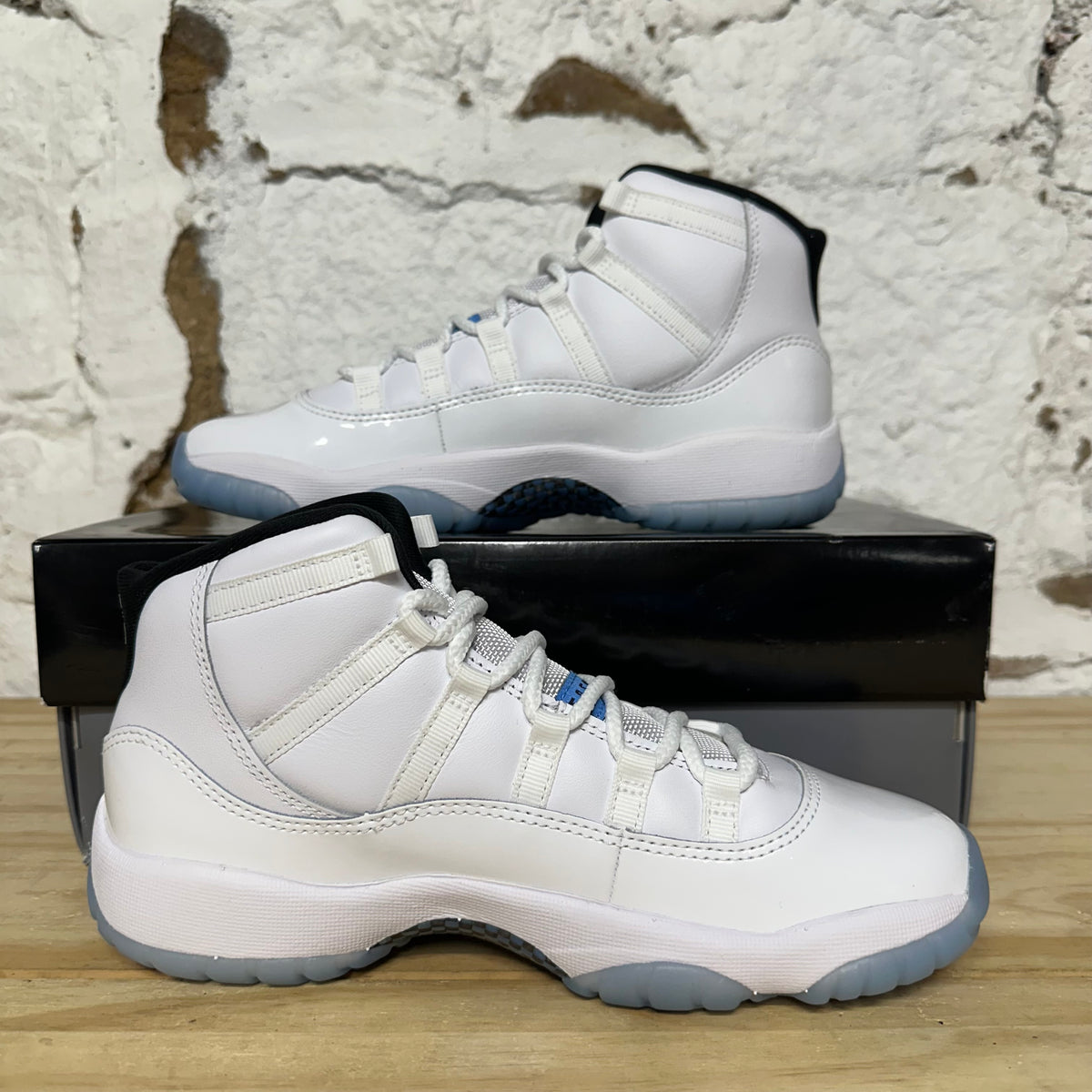 Air Jordan 11 High Legend Blue (2024) Sz 5.5Y