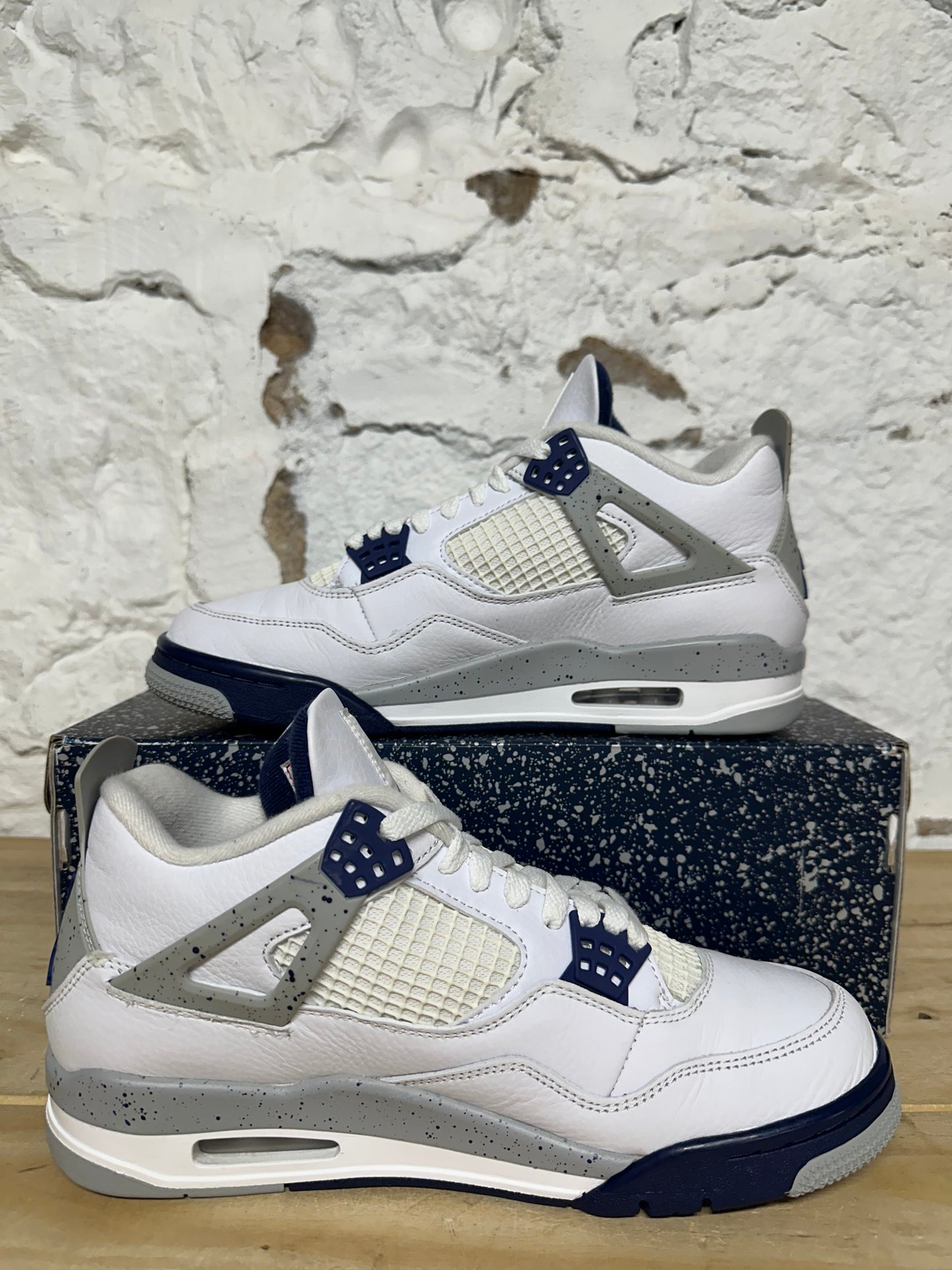 Air Jordan 4 Midnight Navy Sz 9.5