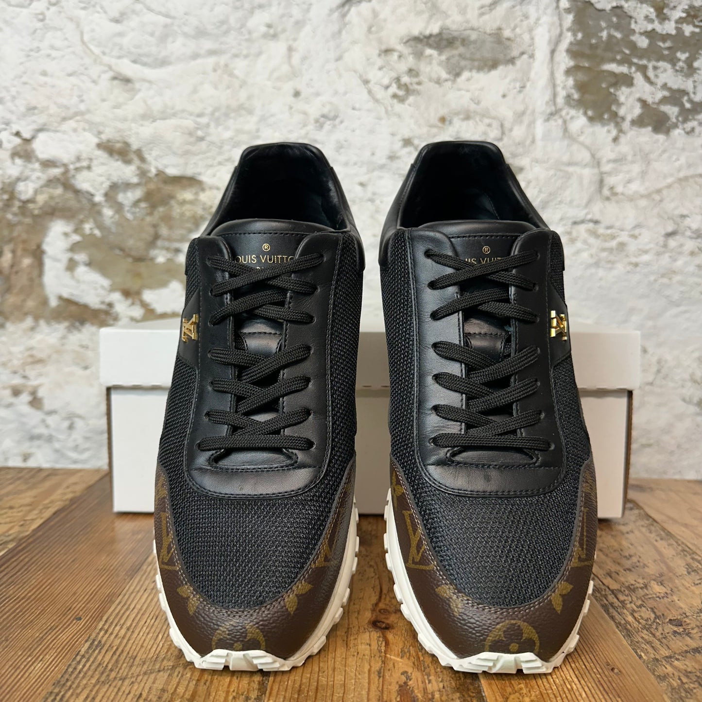 Louis Vuitton Black Brown Monogram Runaway Sneaker Sz 8.5 (7LV) No Box