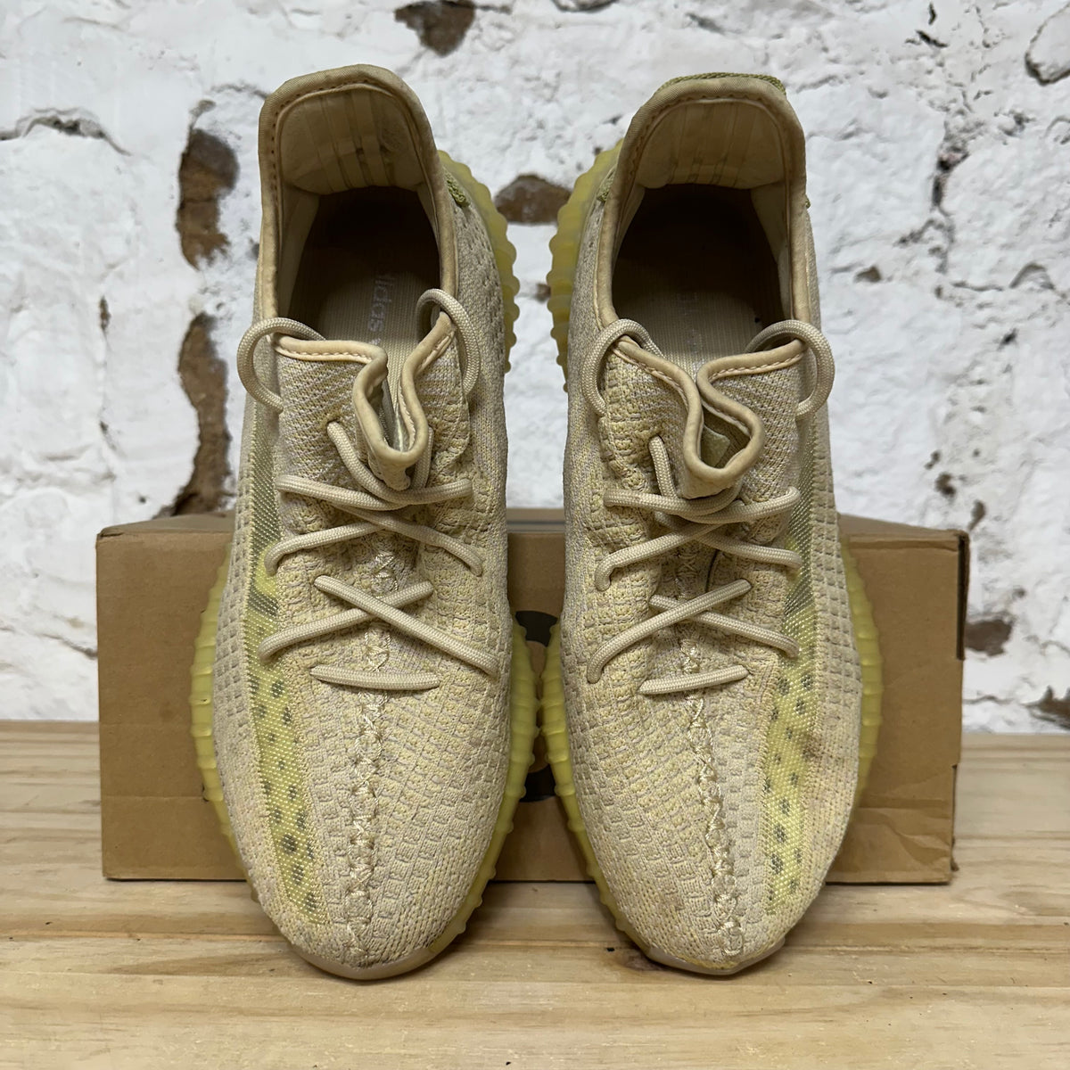 Yeezy 350 V2 Flax Sz 10