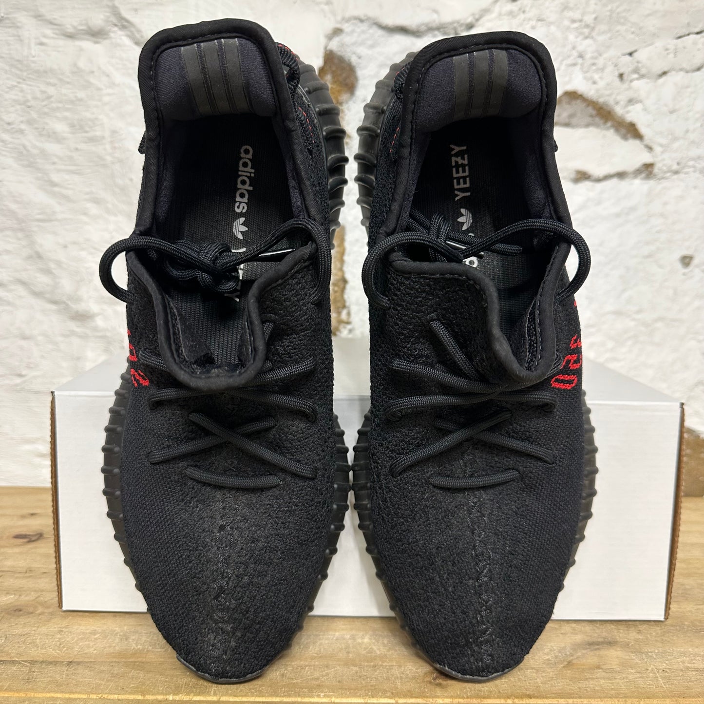 Yeezy 350 V2 Bred Sz 11