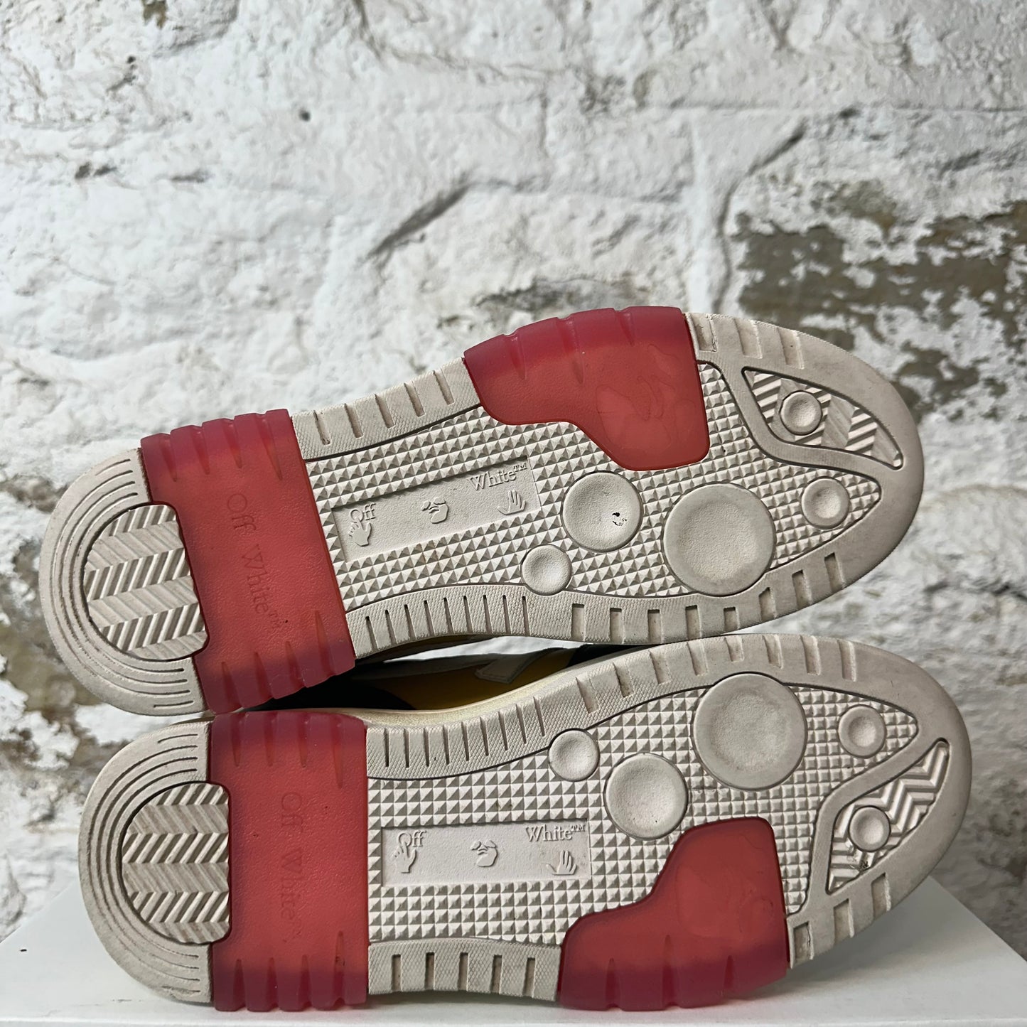 Off-White Out Of Office Mustard Gray Sneaker Sz 7 (40) No Box