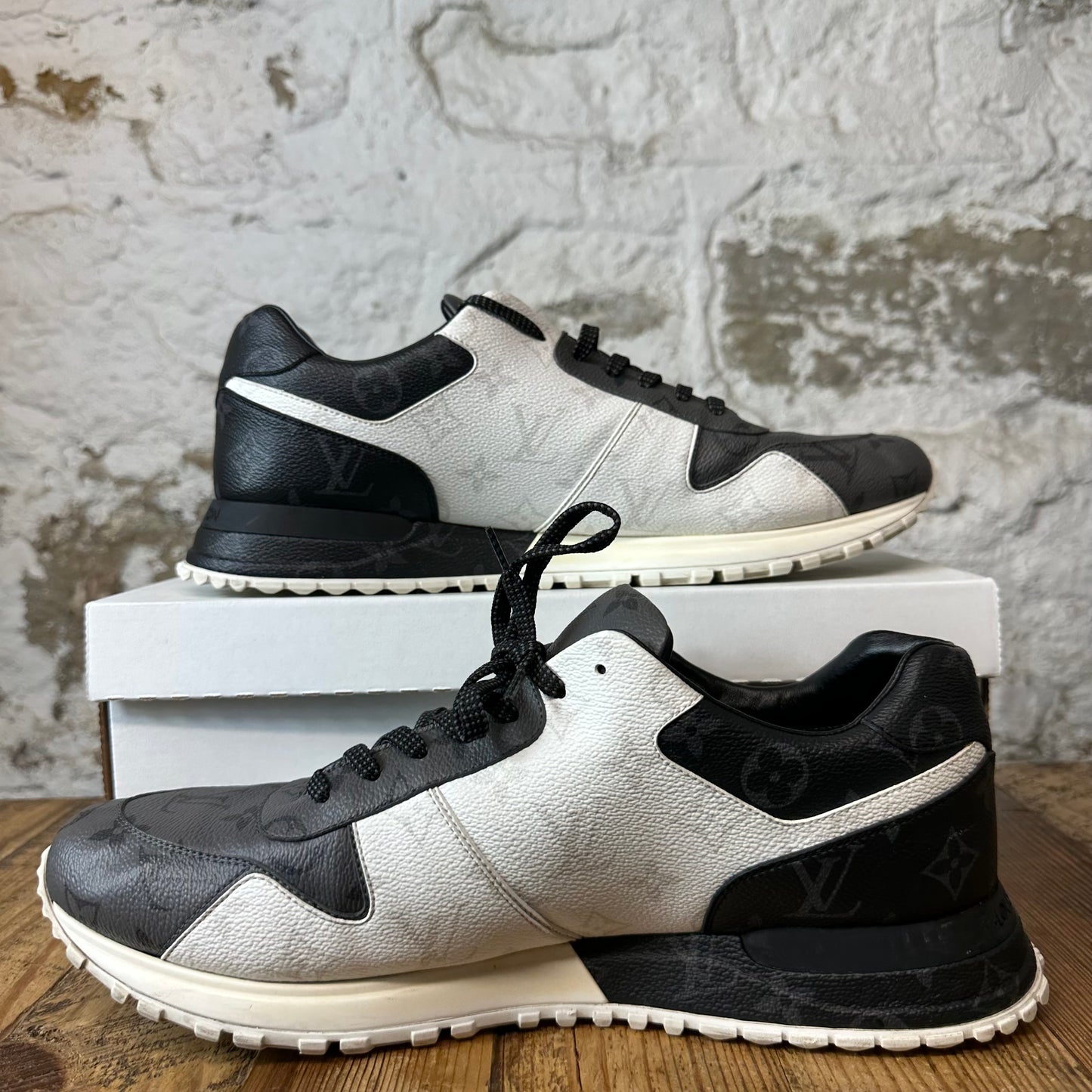 Louis Vuitton Black White Grey Monogram Runaway Sneaker Sz 12.5 (11LV)