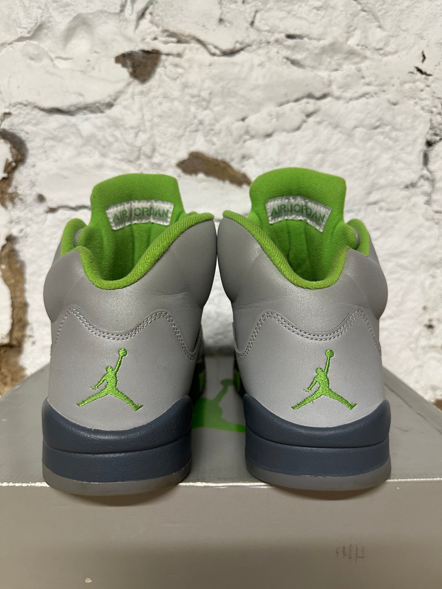 Air Jordan 5 Green Bean Sz 9