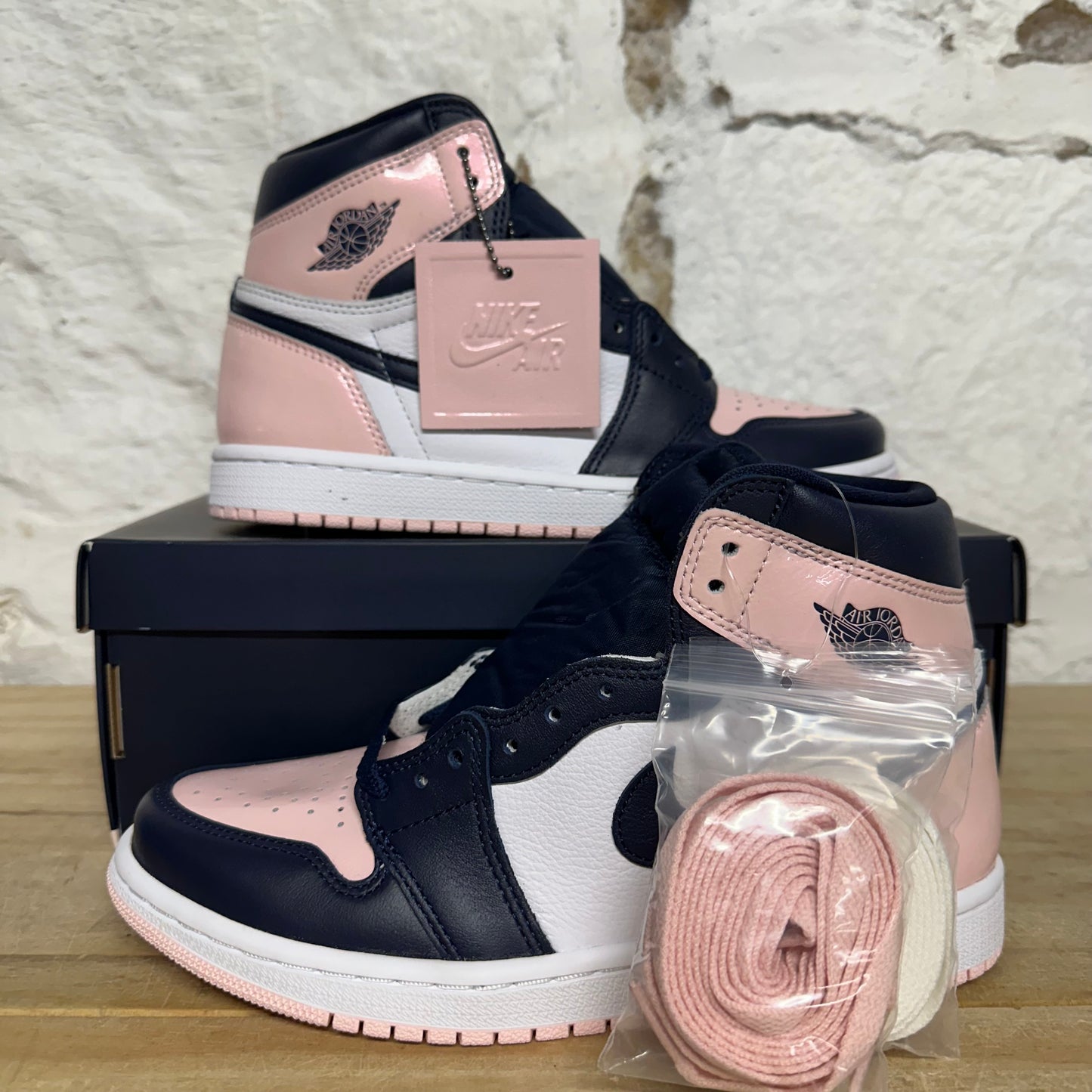Air Jordan 1 High Atmosphere Sz 5.5 (7W) DS