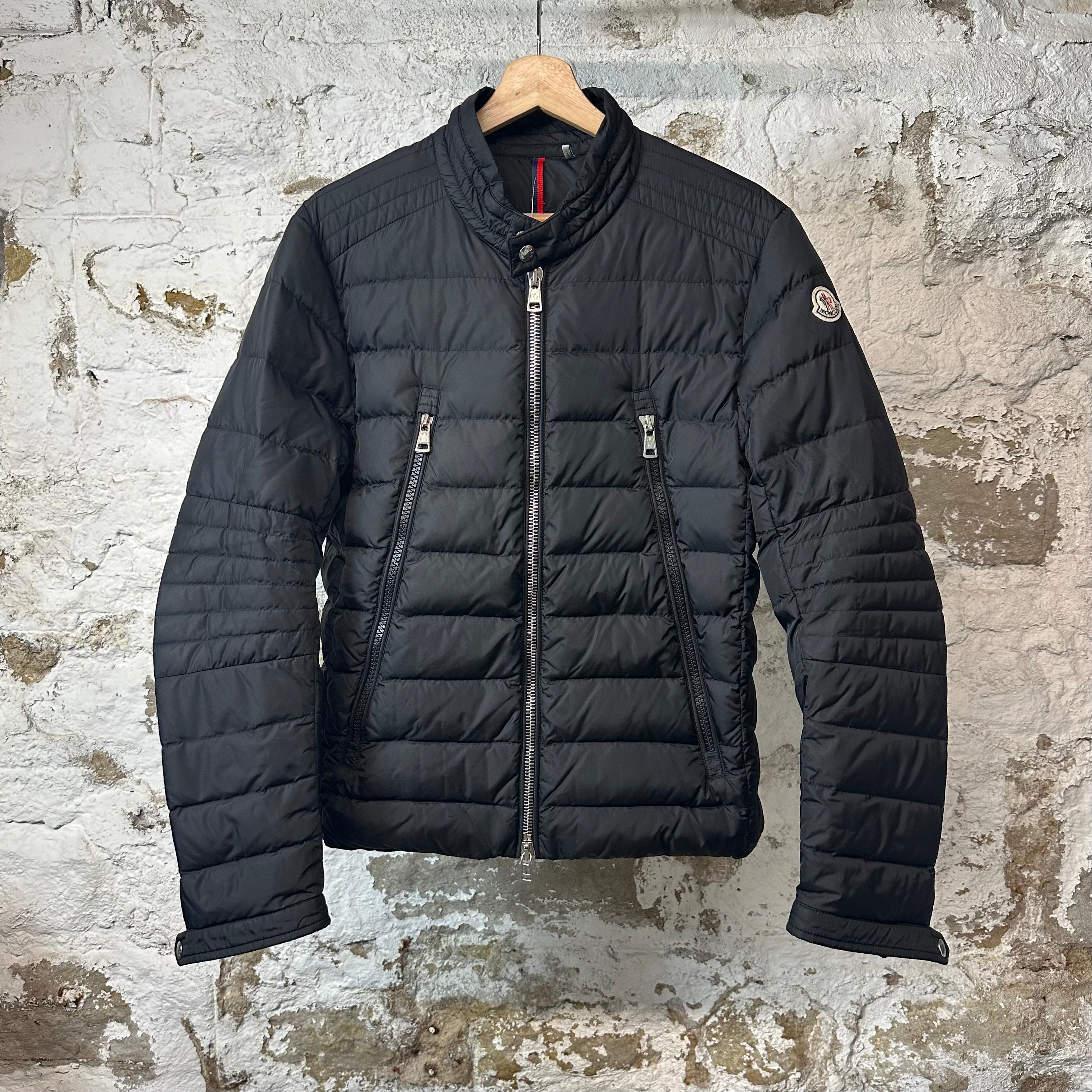 Moncler Amiot Giubbotto Light Puffer Jacket Black Sz S