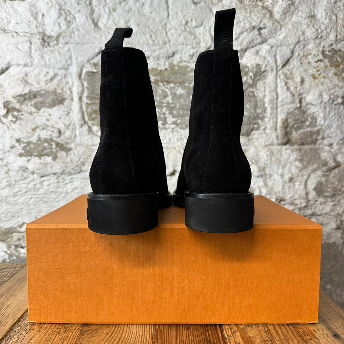 Louis Vuitton Charonne Chelsea Boot Sz 9.5 (8LV)