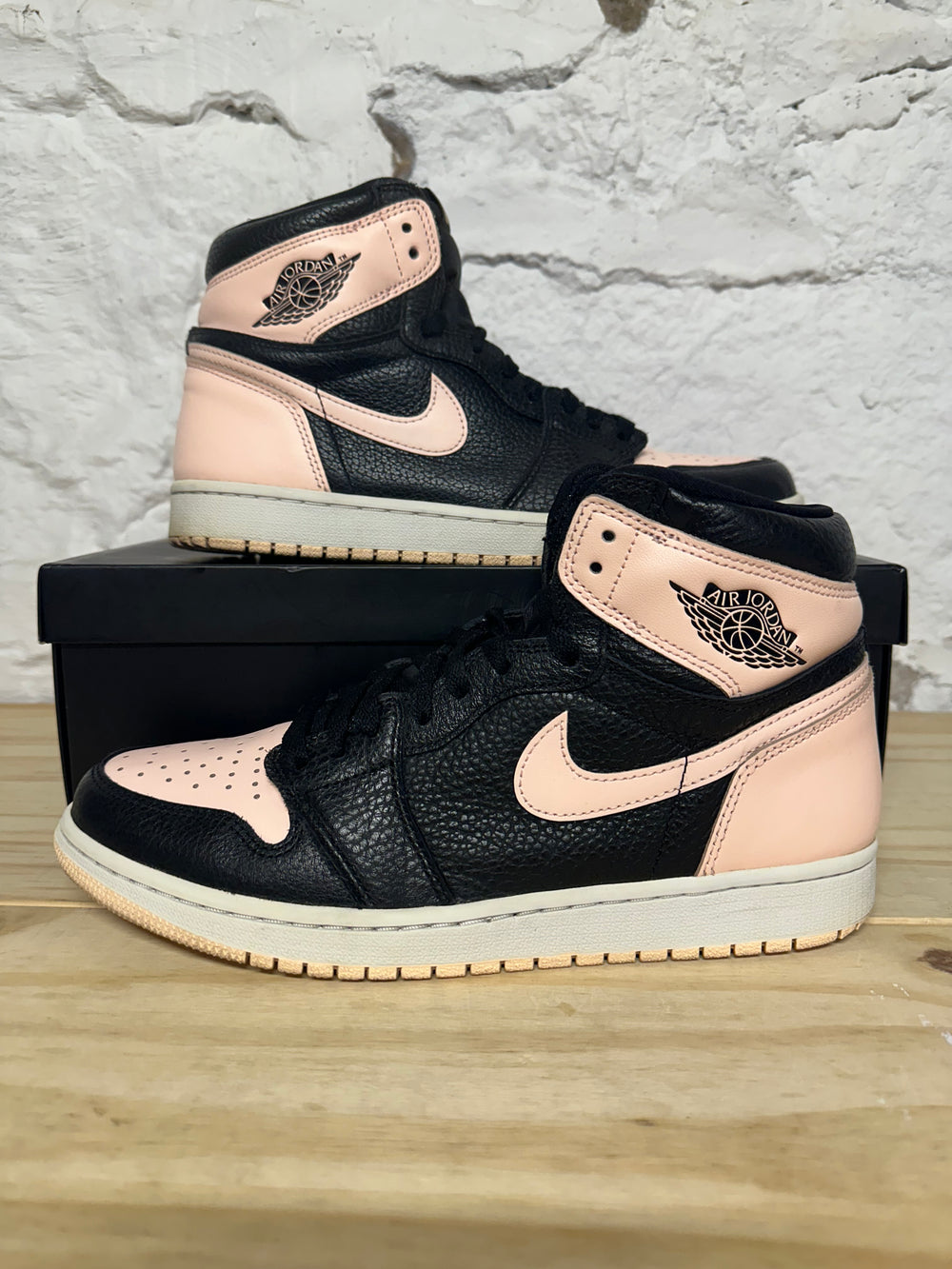 Air Jordan 1 High Crimson Tint Sz 10.5