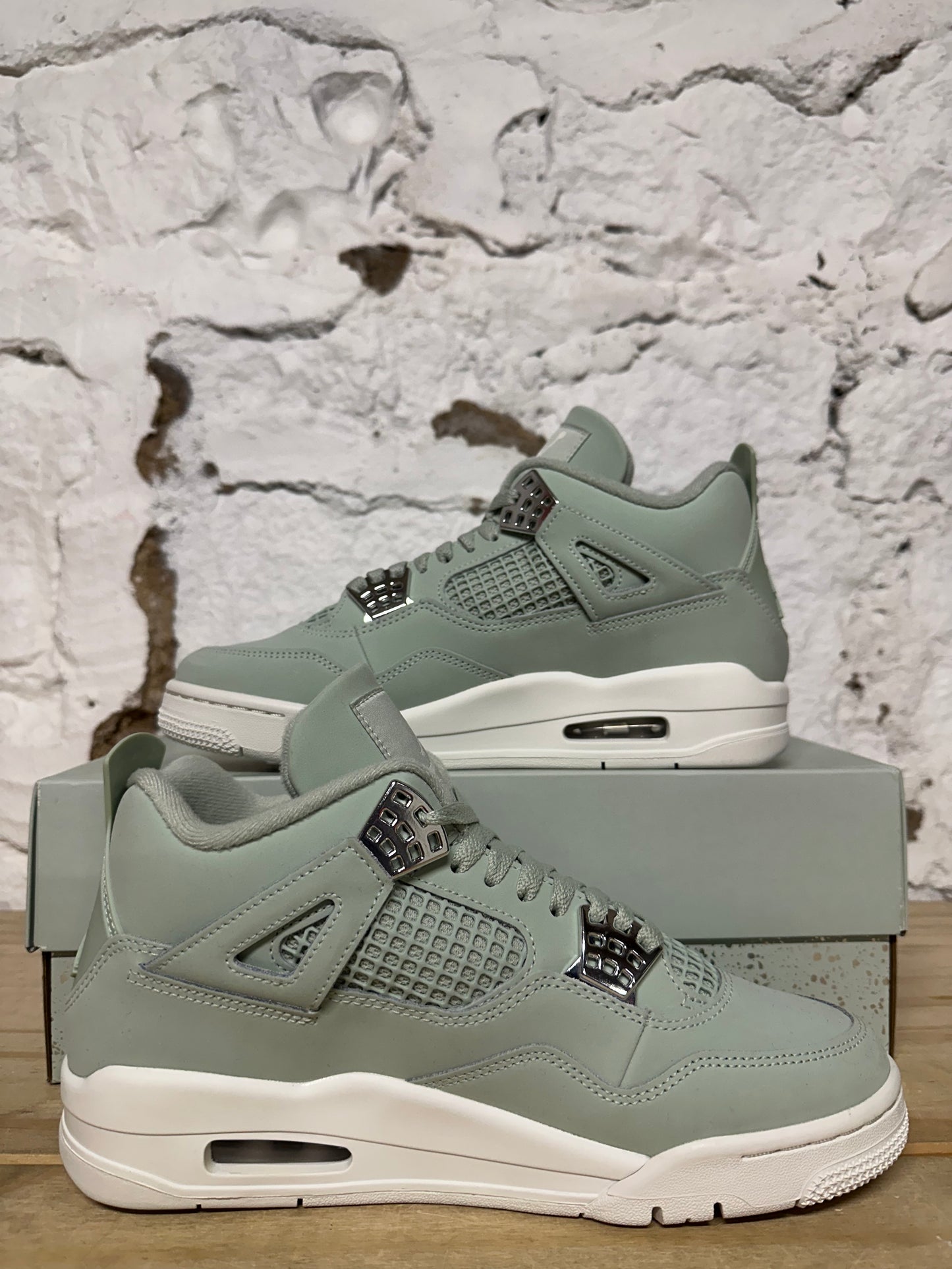 Air Jordan 4 Seafoam Sz 7.5 (9W) DS