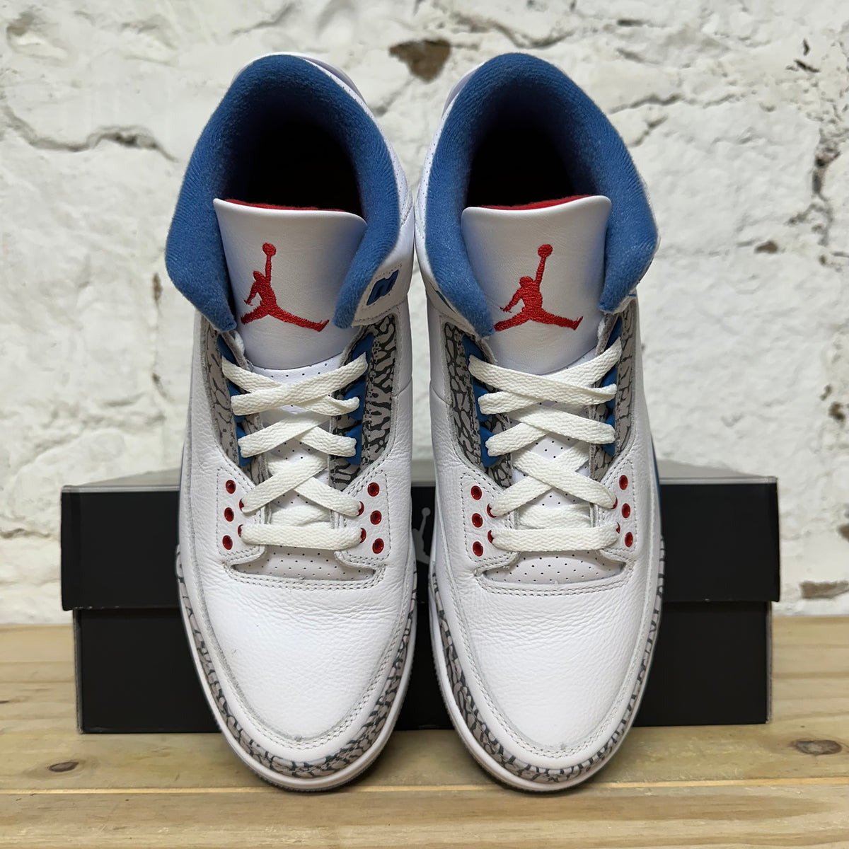 Air Jordan 3 True Blue (2026) Sz 9