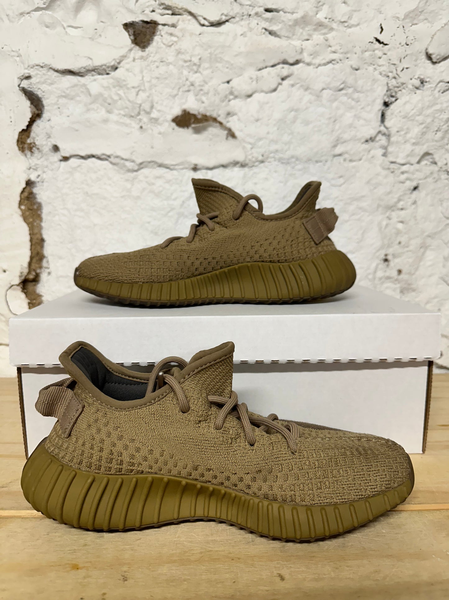 Yeezy 350 V2 Earth Sz 5.5