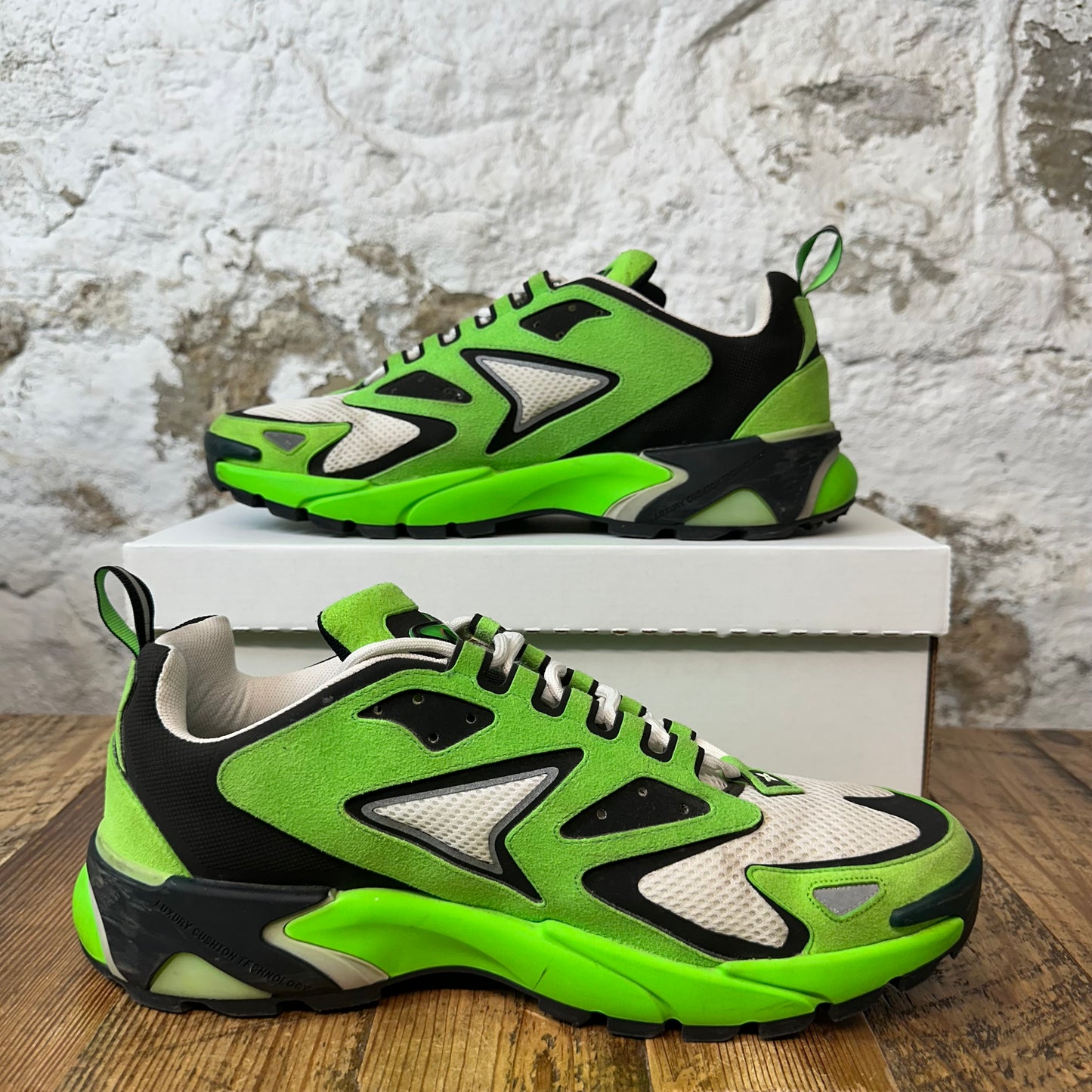 Louis Vuitton Green White Tactic Sneaker Sz 9.5 (8LV) No Box