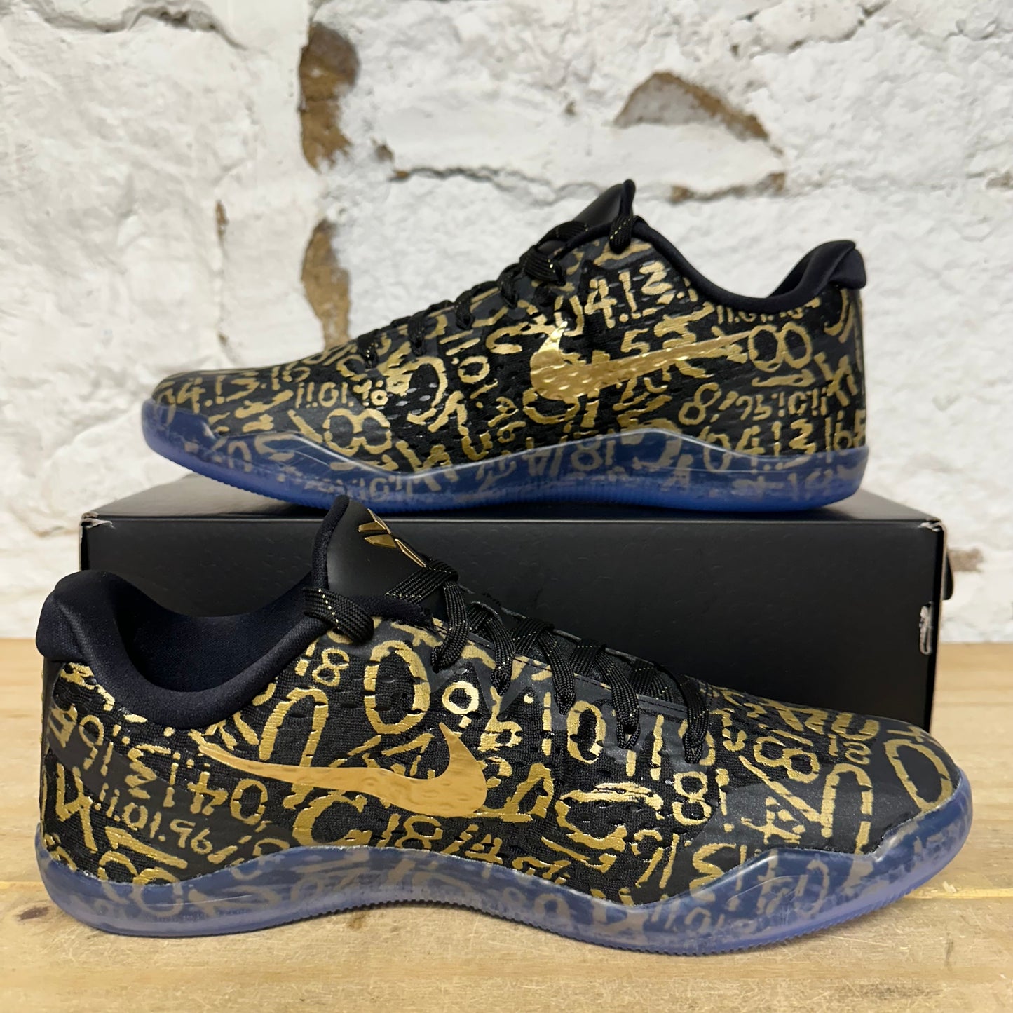 Nike Kobe 11 Mamba Day Sz 11 DS