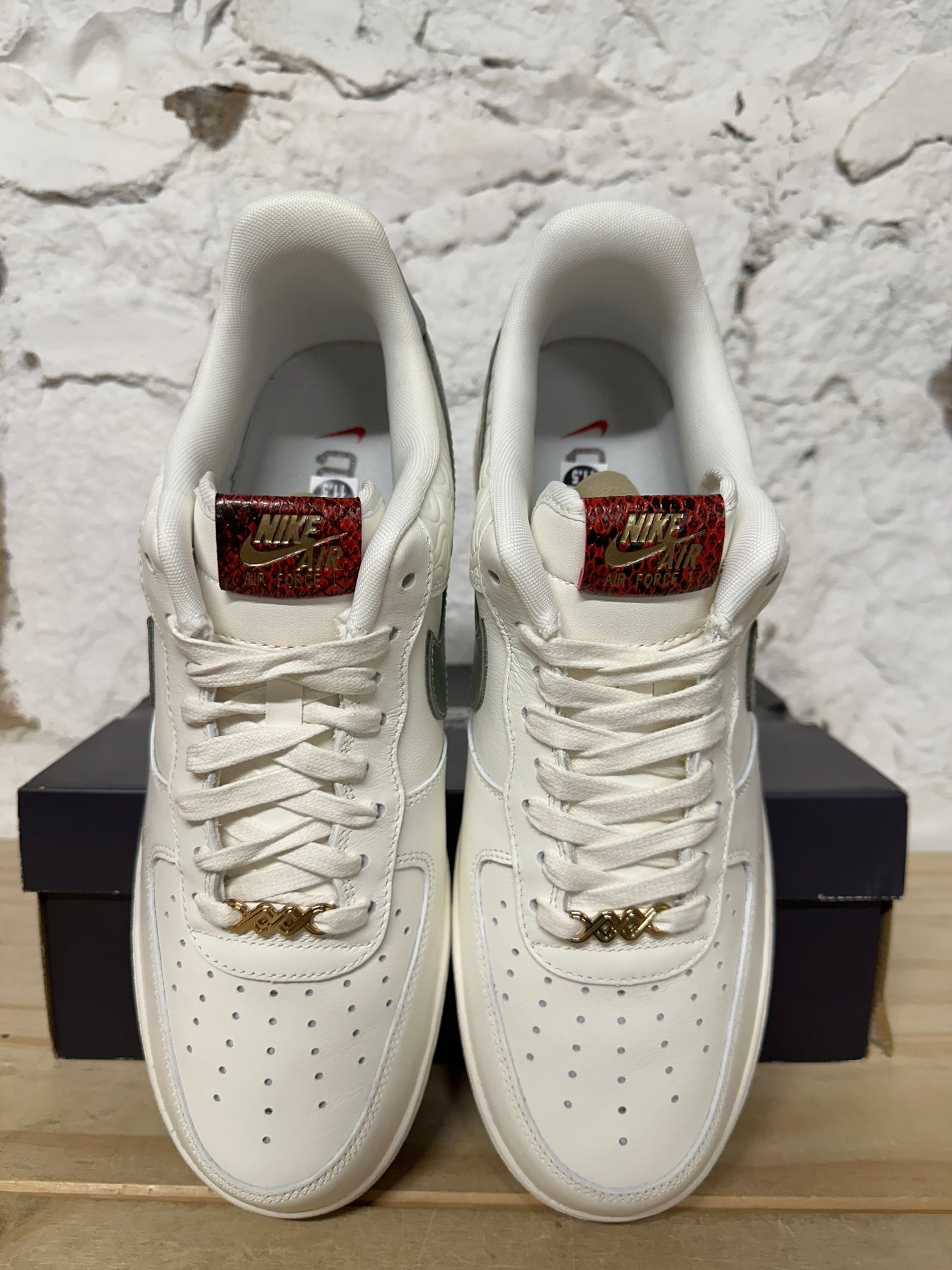 Nike Air Force 1 Low Year Of the Snake Sz 11.5 DS