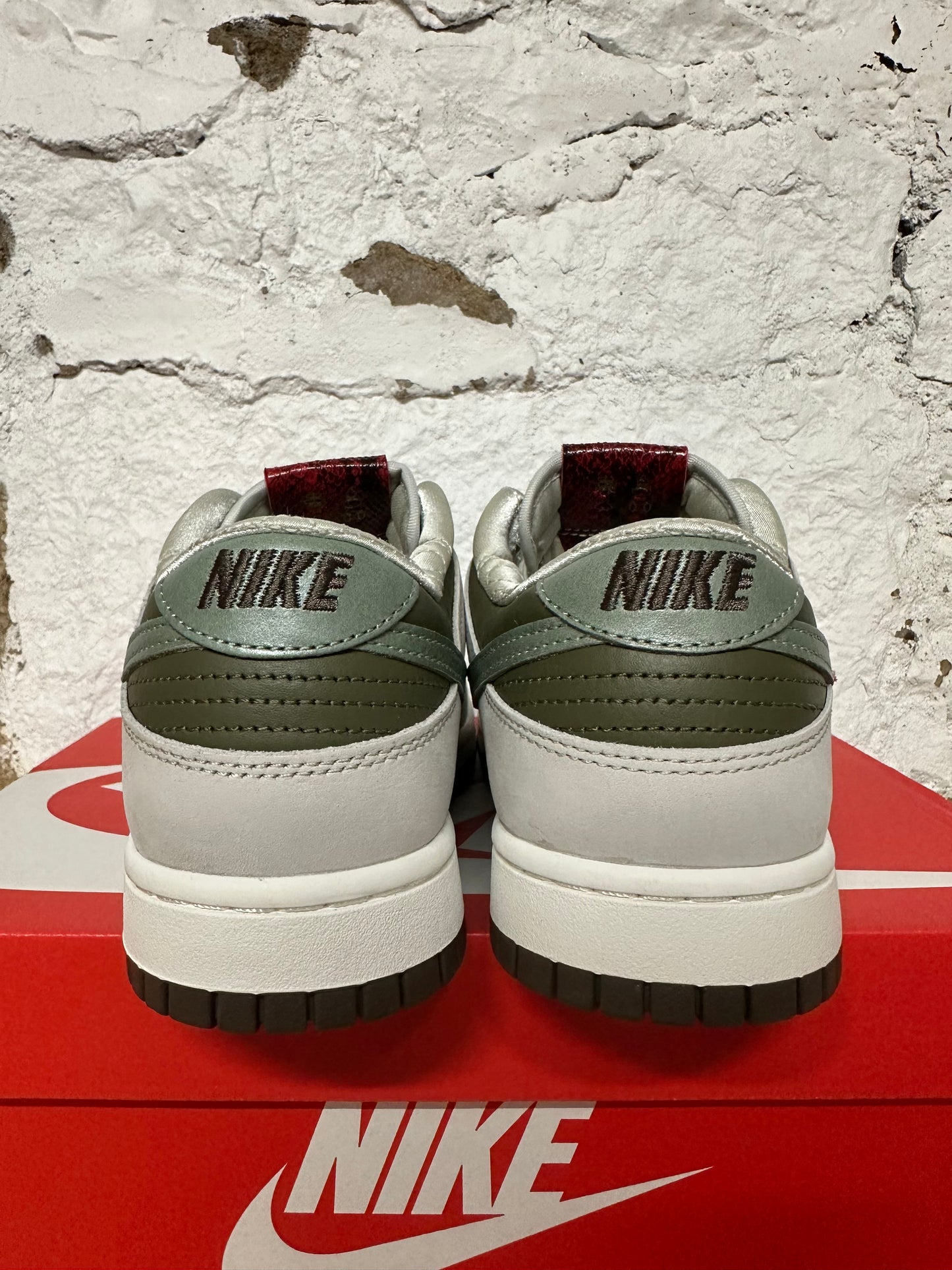 Nike Dunk Low Year Of The Snake Sz 9.5