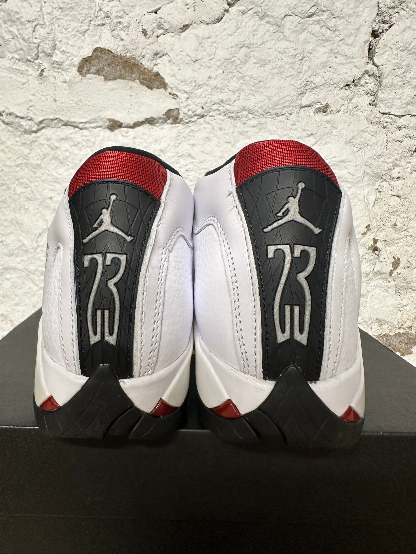 Air Jordan 14 Black Toe Sz 4Y DS
