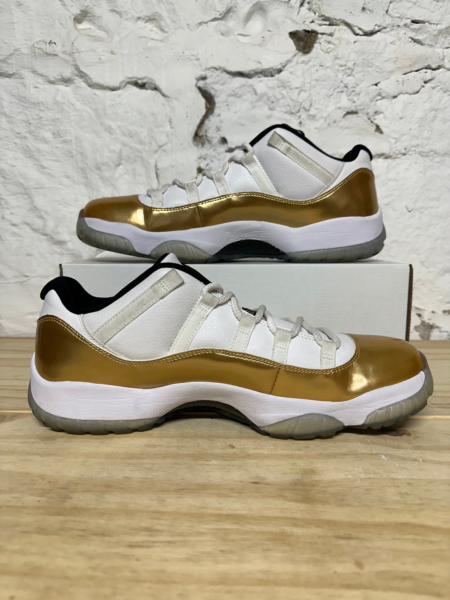 Air Jordan 11 Low Closing Ceremony Sz 14