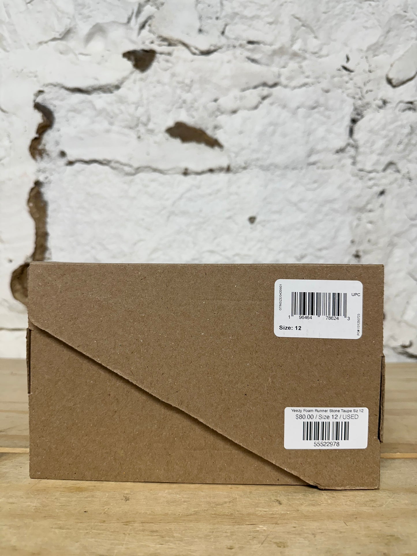 Yeezy Foam RNNR Stone Taupe Sz 12