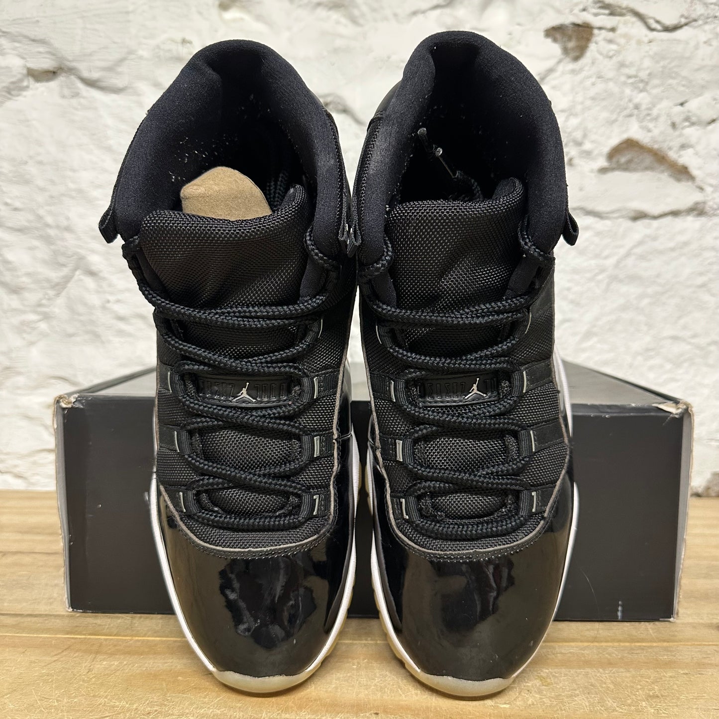 Air Jordan 11 High Jubilee Sz 12