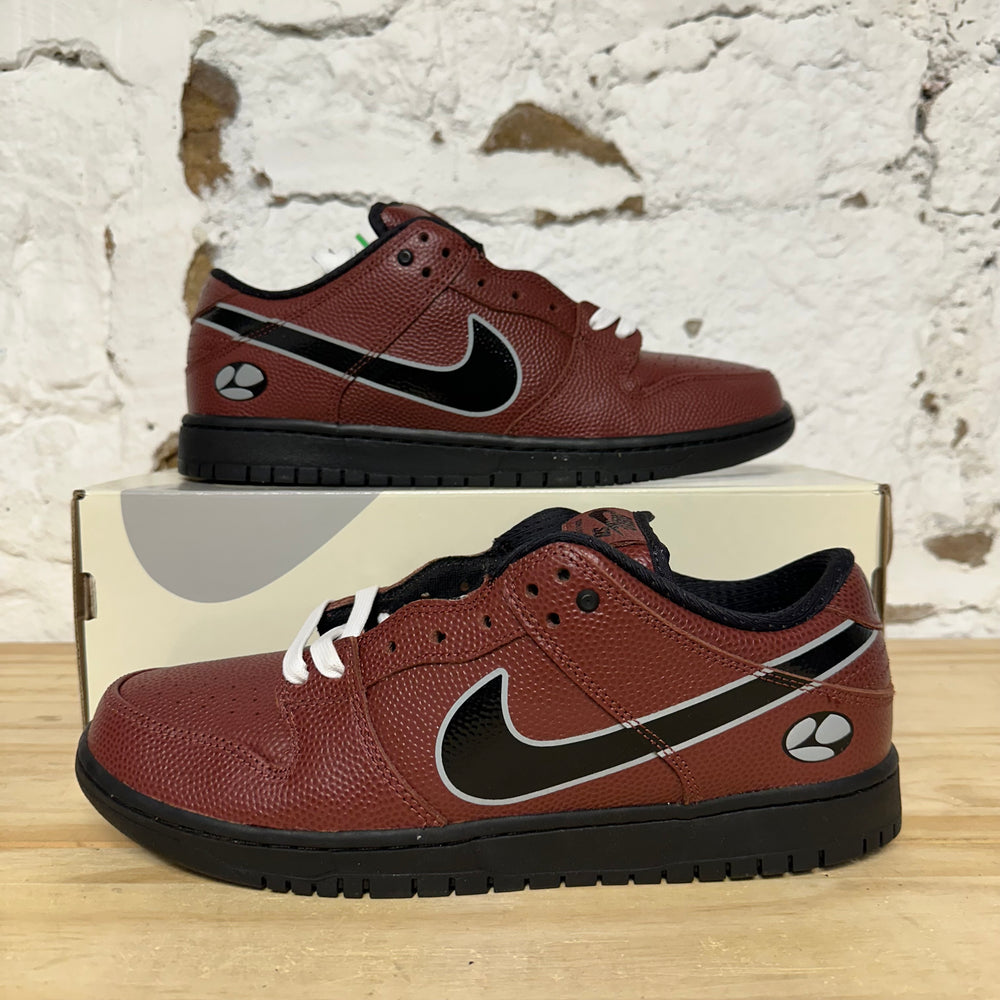 Nike SB Dunk Low Limosine Skateboards Sz 10 DS