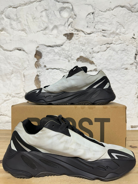 Yeezy 700 MNVN Blue Tint Sz 11