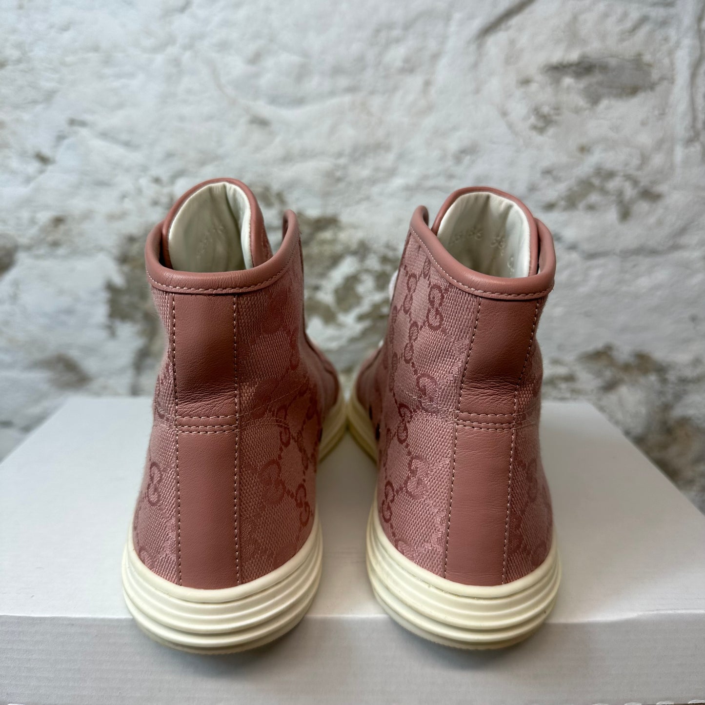 Gucci Pink Monogram High Top Sneaker Sz 6 (38.5) No Box