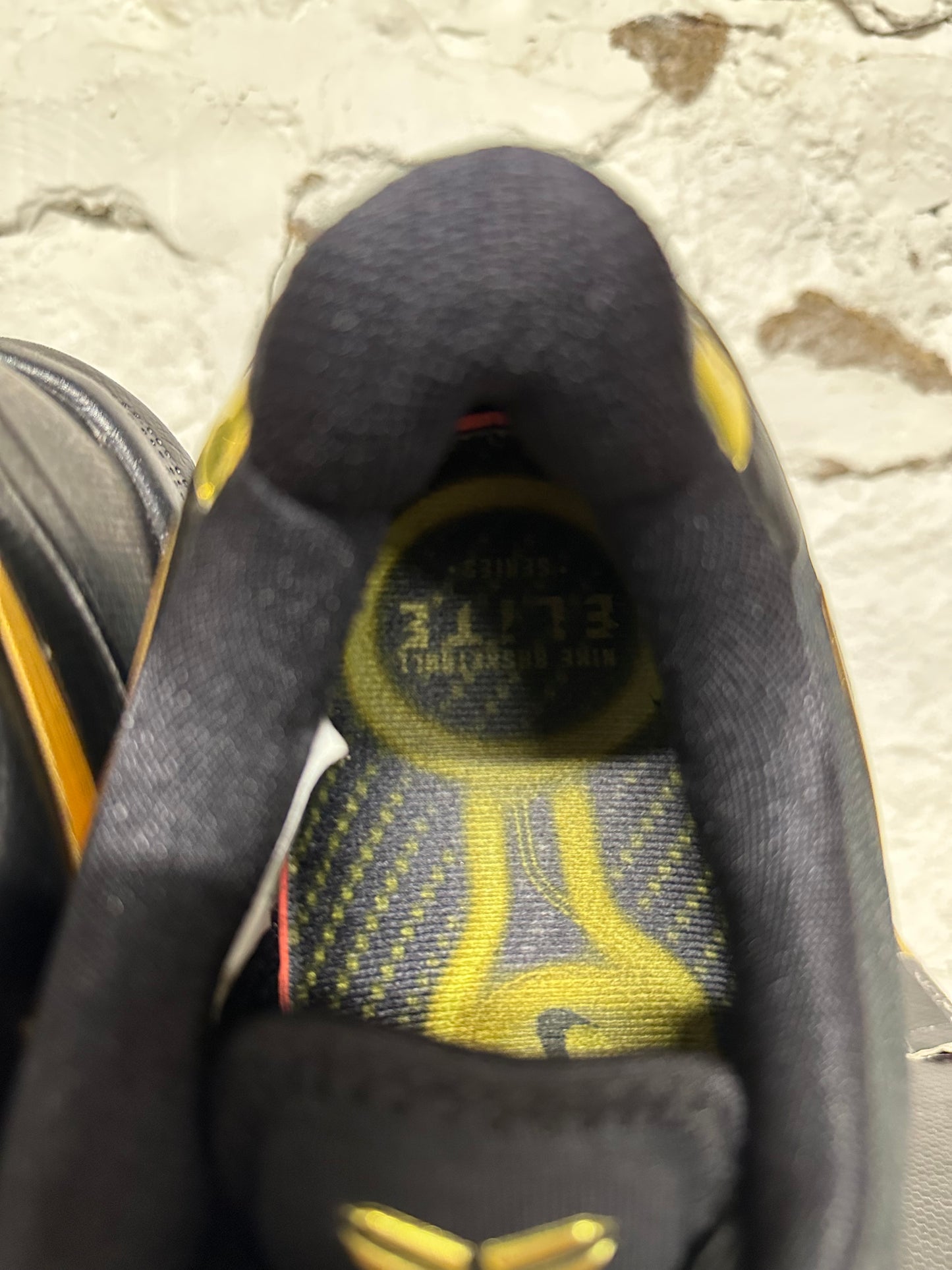 Nike Kobe 8 Elite Black Gold Sz 11.5