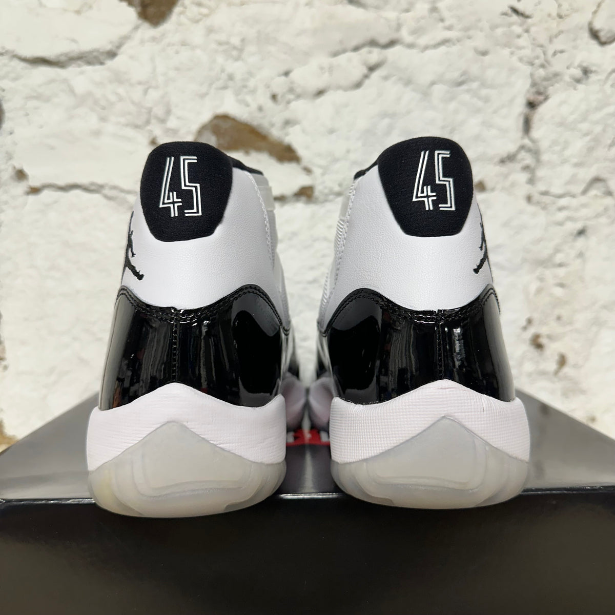 Air Jordan 11 High Concord (2018) Sz 9 DS