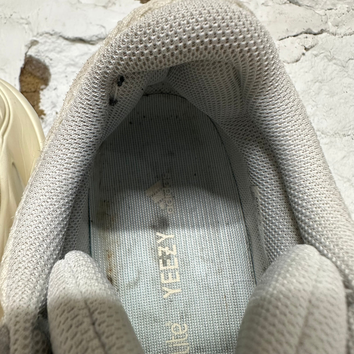 Yeezy 700 Analog Sz 12.5