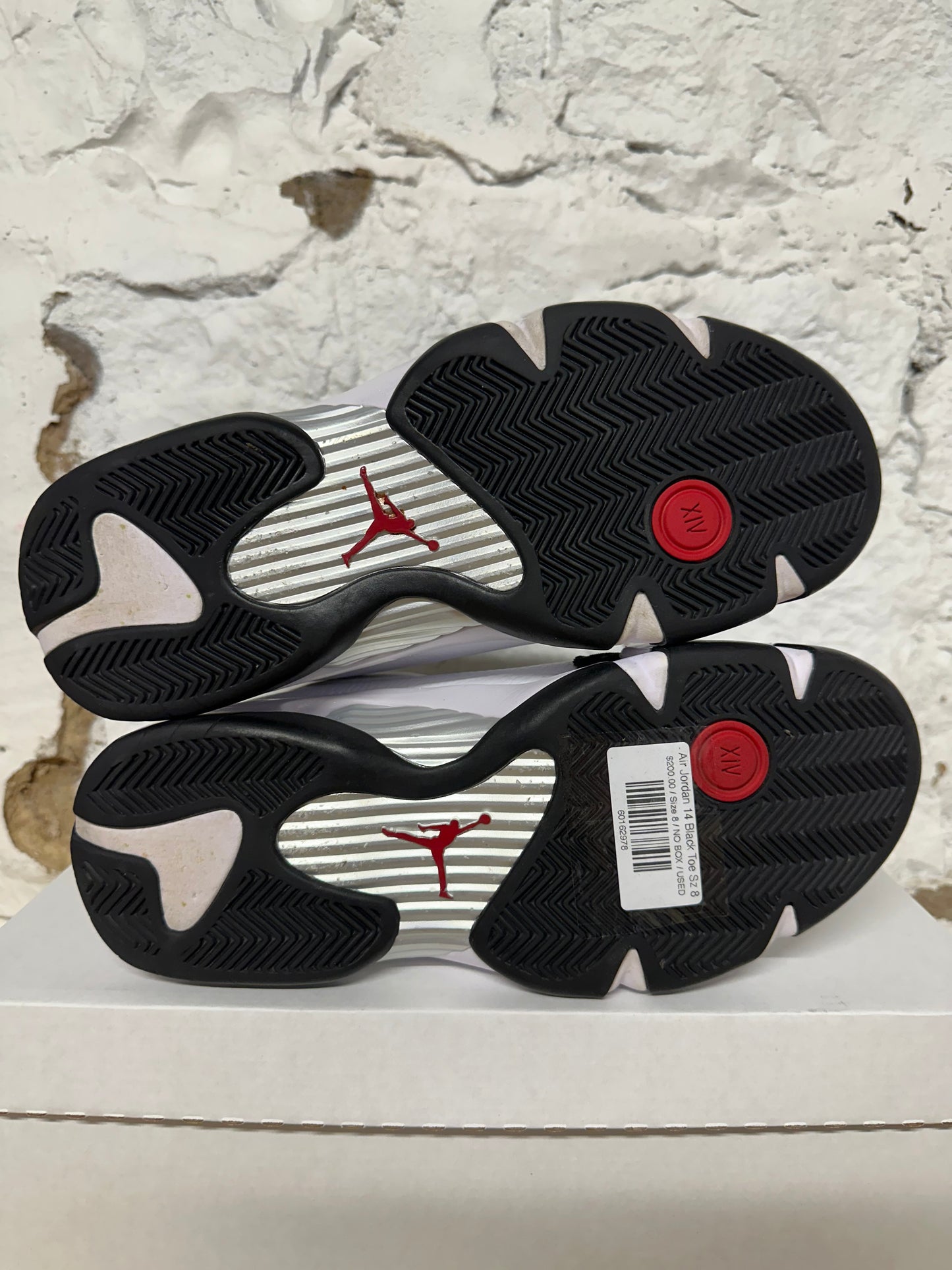 Air Jordan 14 Black Toe Sz 8
