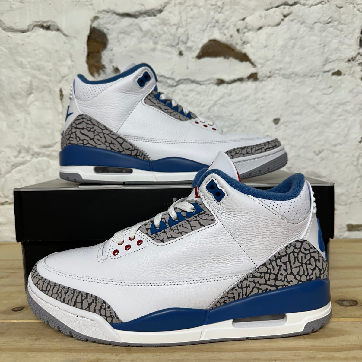 Air Jordan 3 True Blue (2026) Sz 9