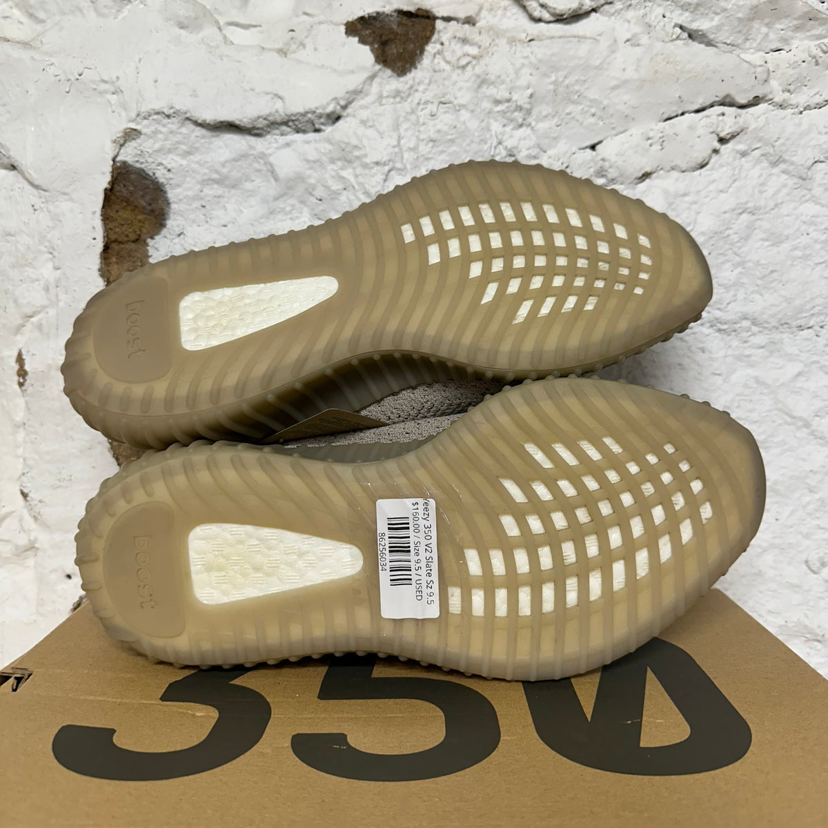 Yeezy 350 V2 Slate Sz 9.5
