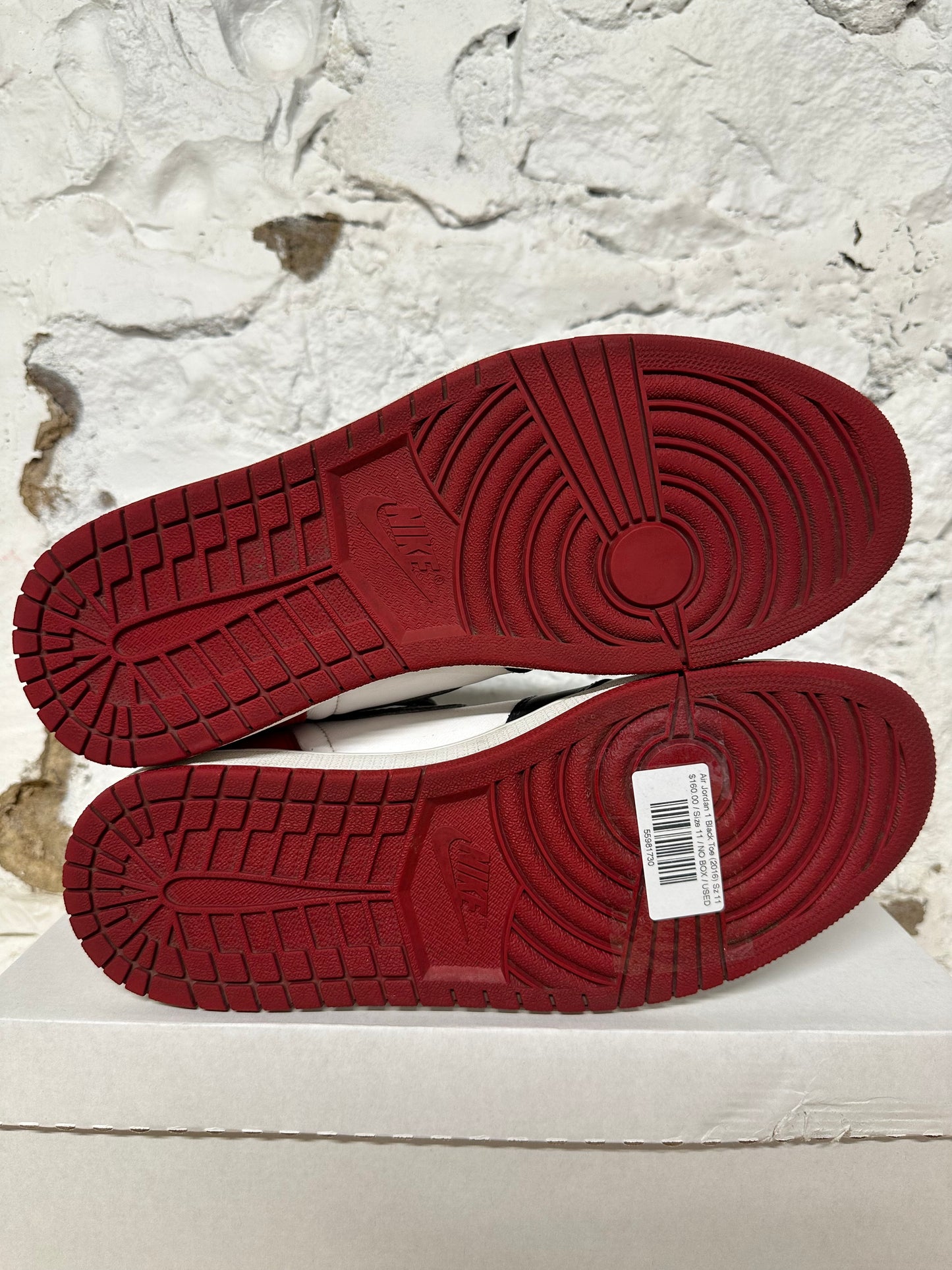 Air Jordan 1 High Black Toe (2016) Sz 11